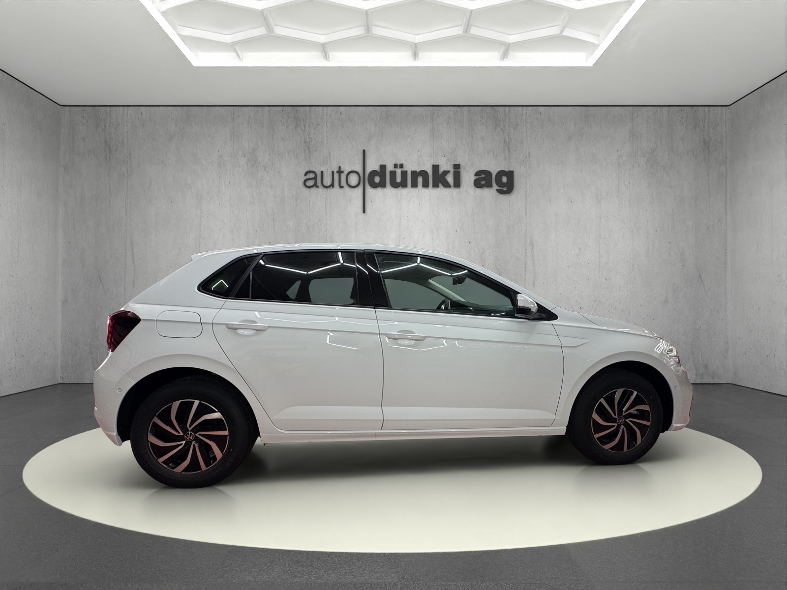 VW Polo 1.0 TSI Life DSG-image-4