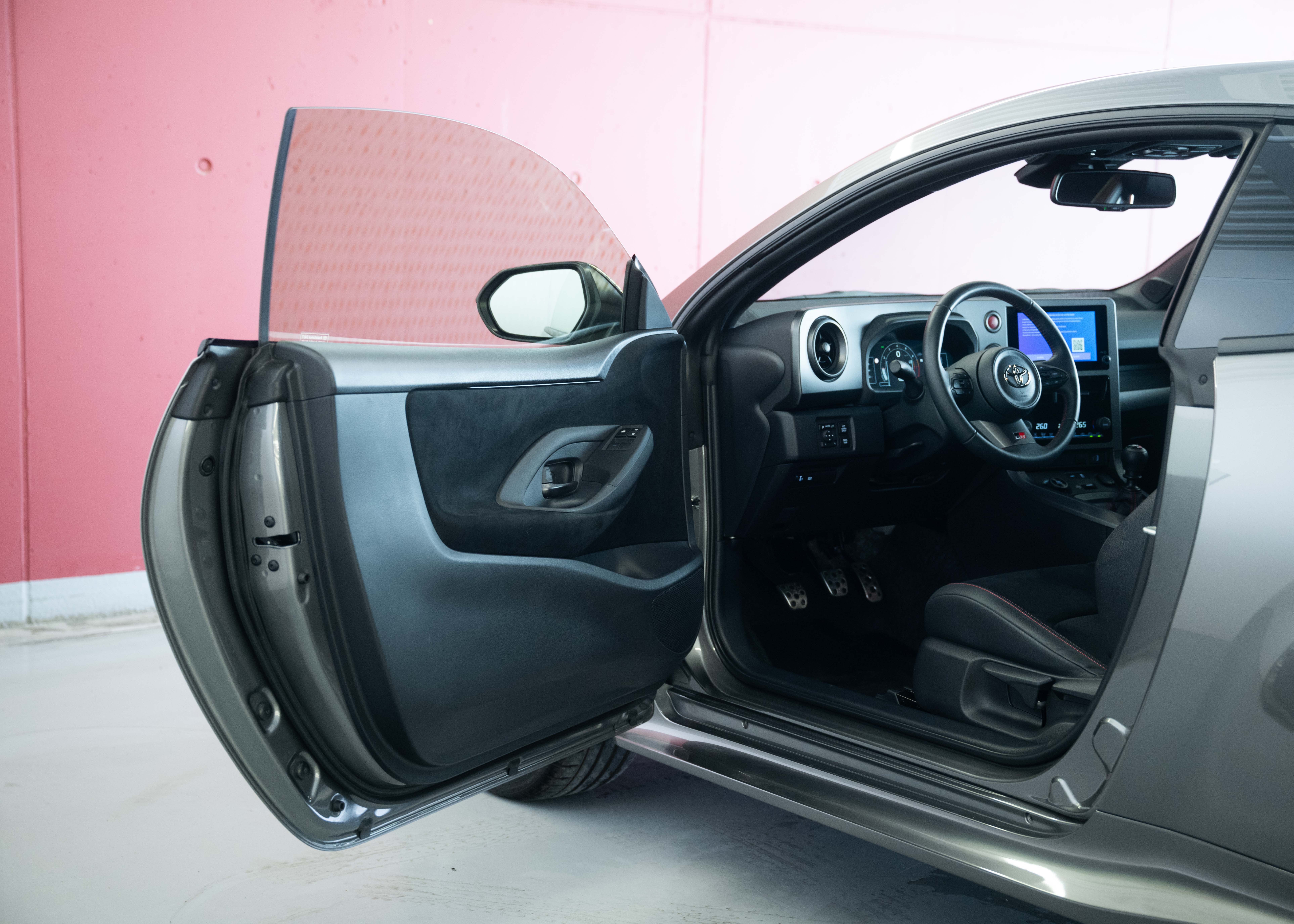 Image TOYOTA GR-YARIS Yaris 1.6 GR Sport (Swiss car, 280 hp, manual transmission, perfect condition, forged rim)