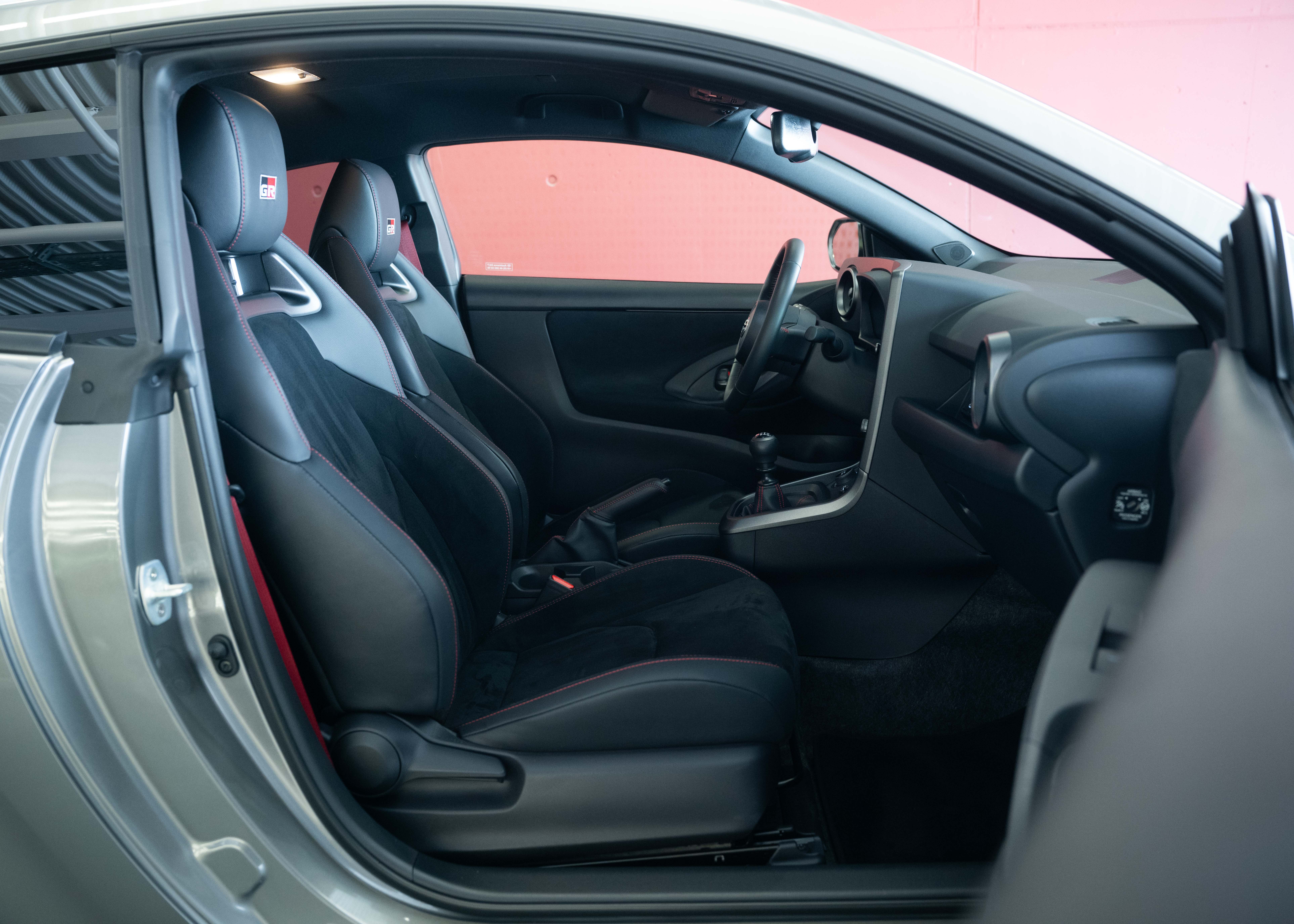 Image TOYOTA GR-YARIS Yaris 1.6 GR Sport (Swiss car, 280 hp, manual transmission, perfect condition, forged rim)