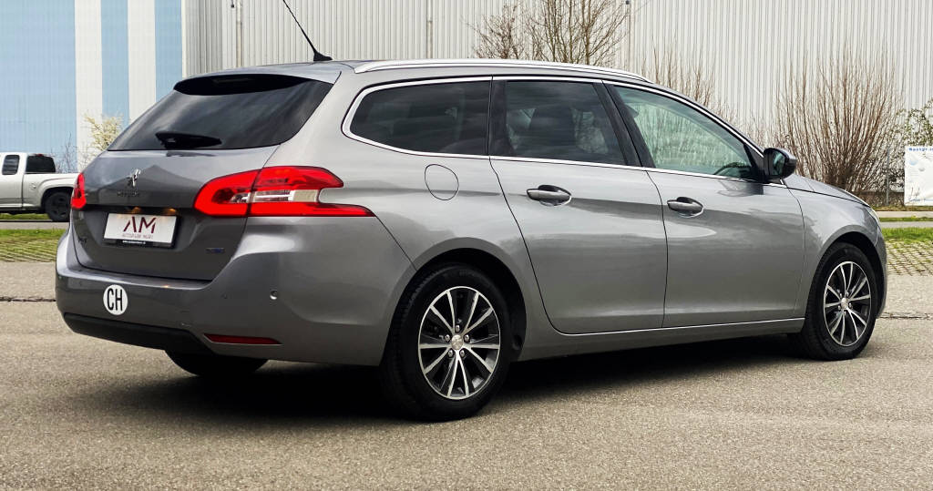 PEUGEOT 308 SW 2.0 BlueHDi Allure-image-14
