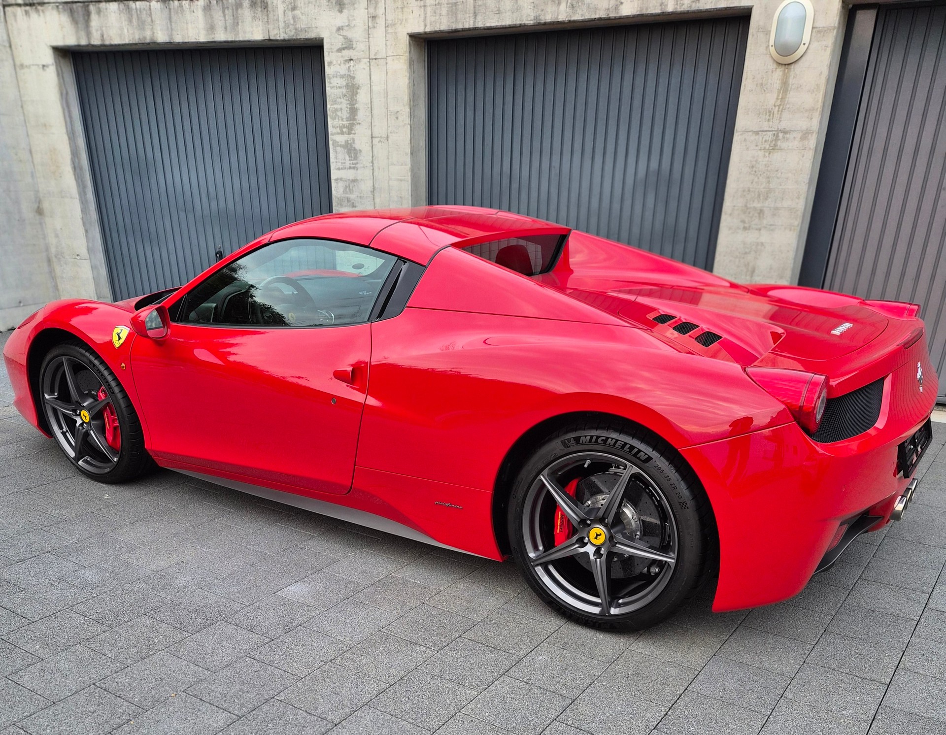 FERRARI 458 Spider Italia 4.5 V8-image-3