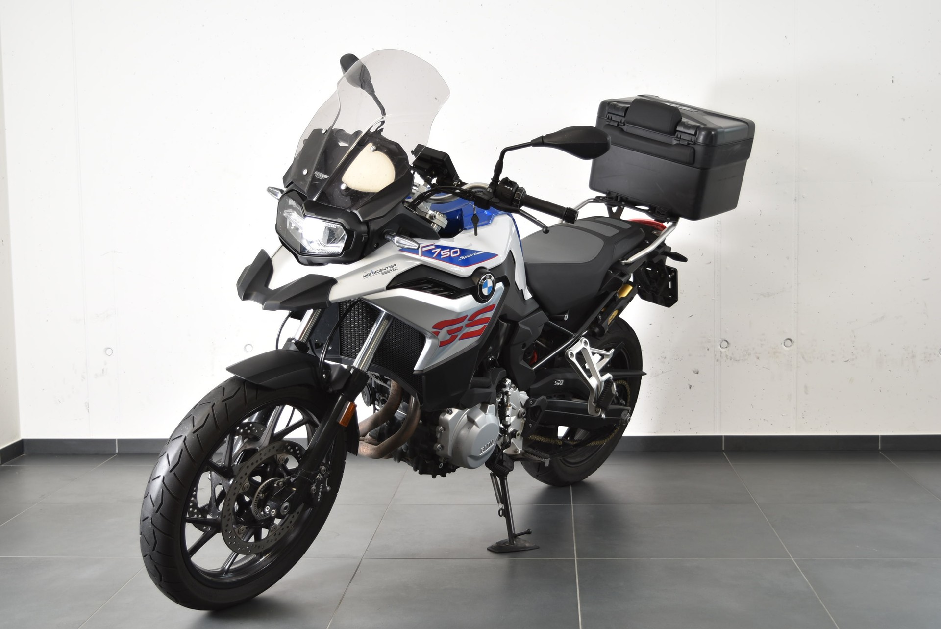 BMW F 750 GS-showroom-element-1