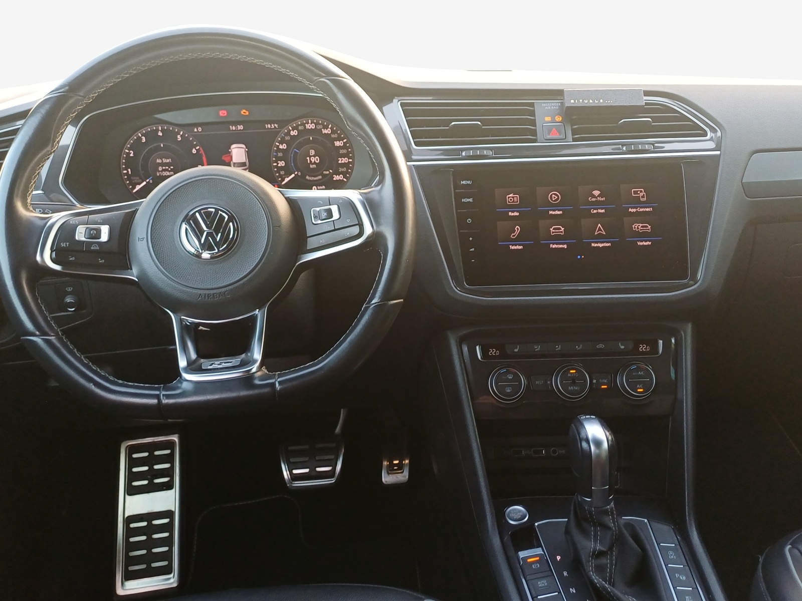 VW Tiguan 2.0TSI Highline 4Motion DSG-image-8