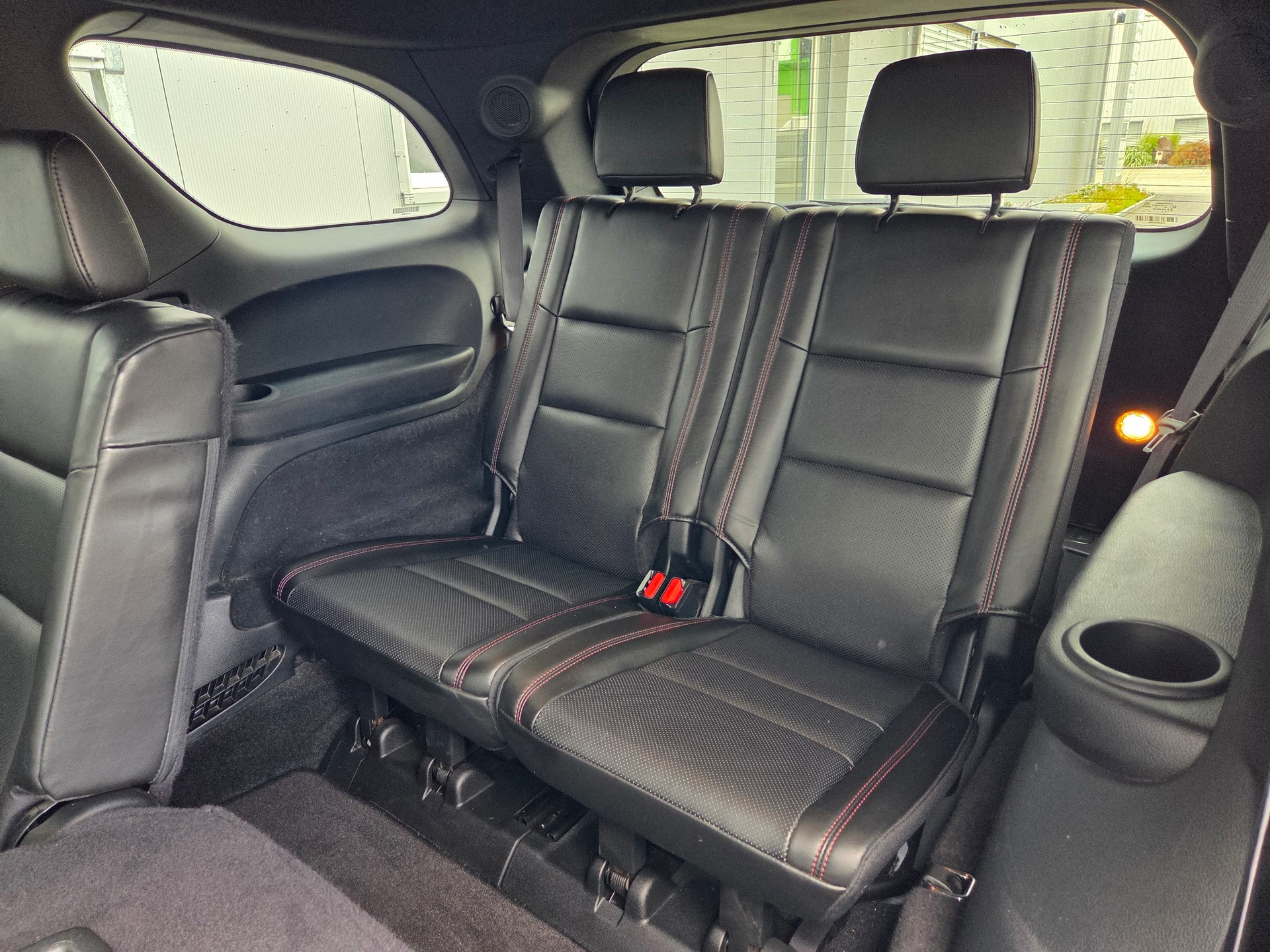 DODGE Durango 5.7 4x4 R/T 365PS / 7-Plätzer 3.5 T AHK-image-8
