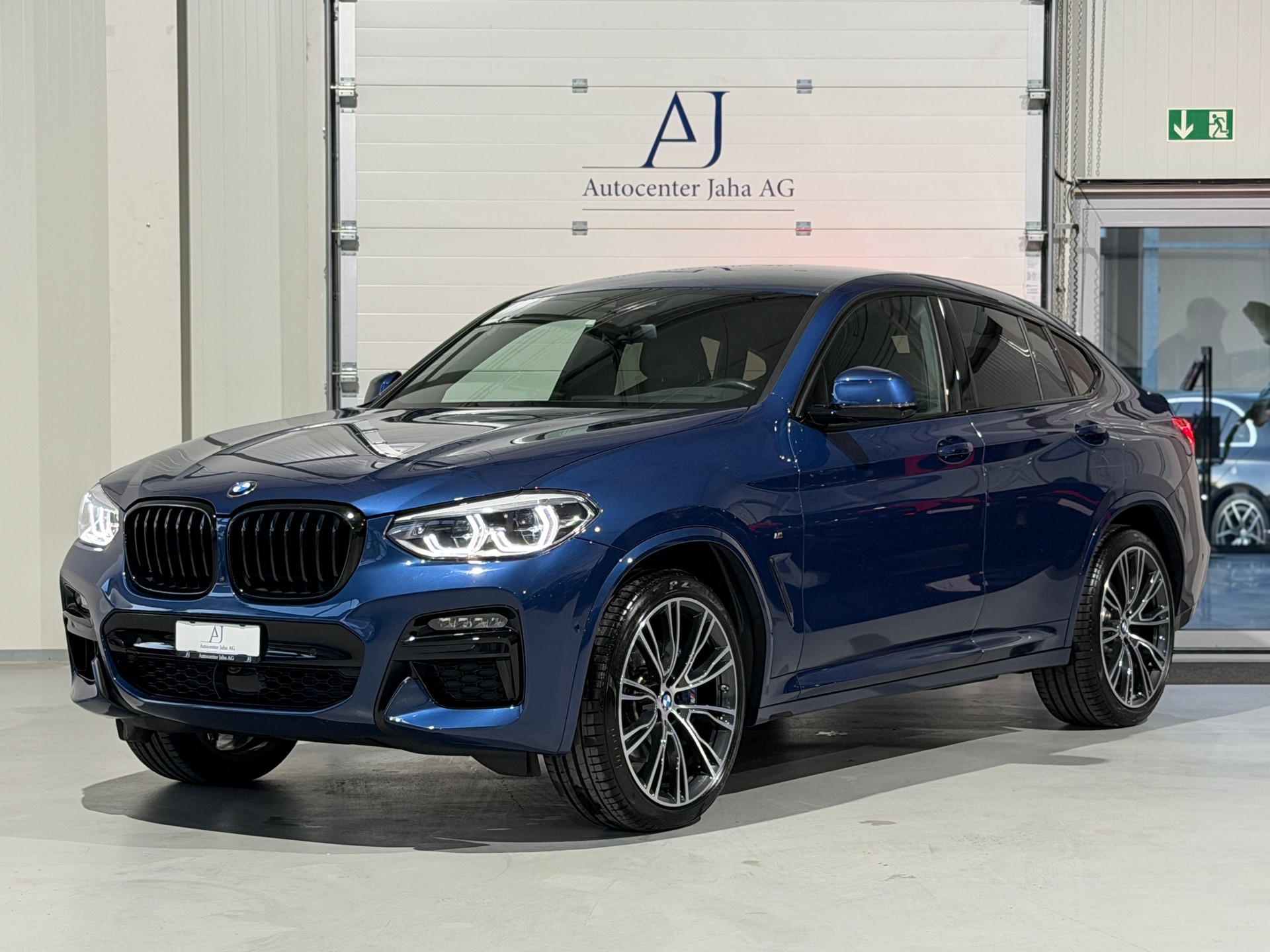 BMW X4 xDrive 48V M40d Steptronic (CH)-showroom-element-2