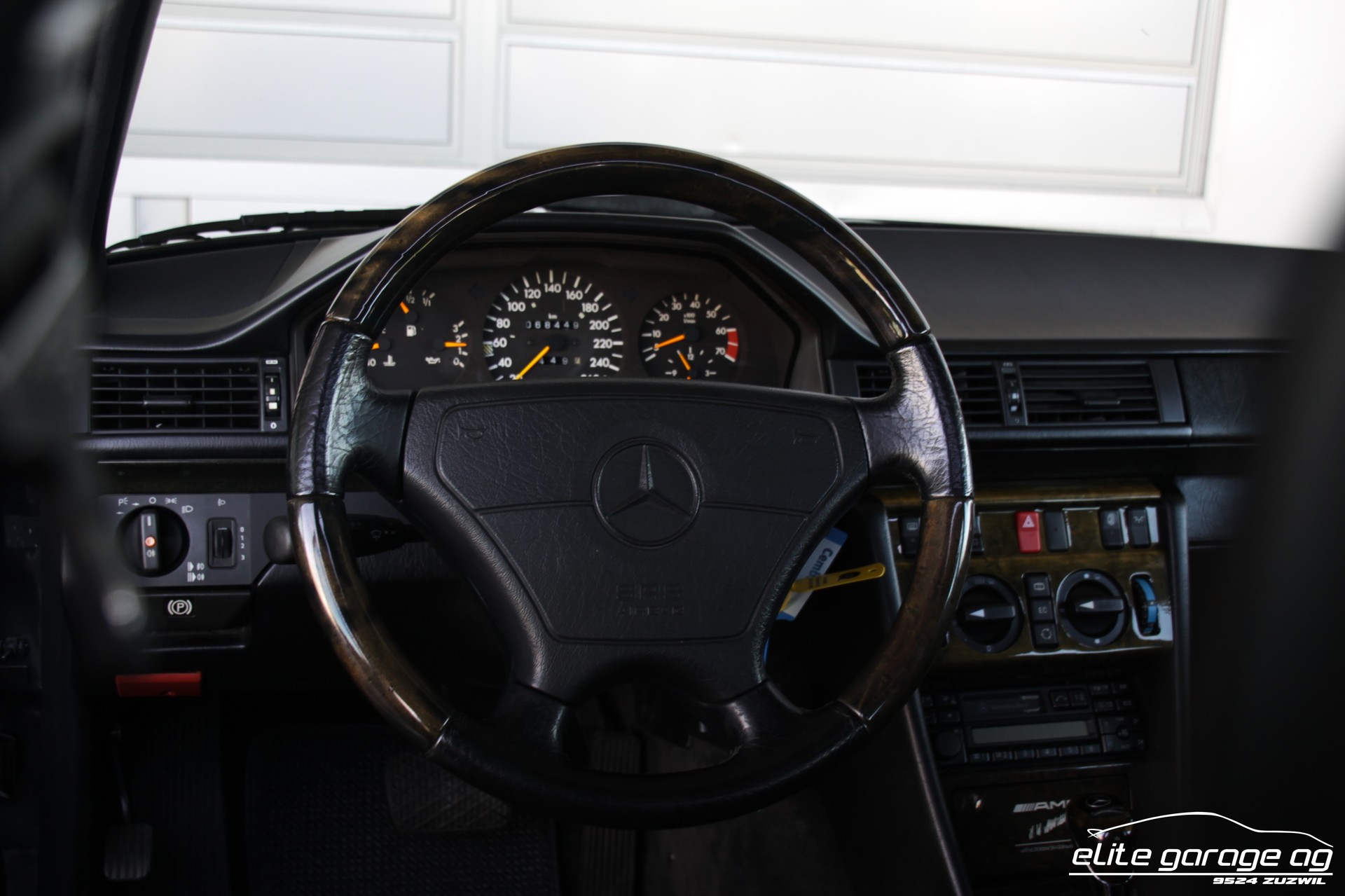 MERCEDES-BENZ 500 E Limited Automatic VETERANENGEPRÜFT-image-14