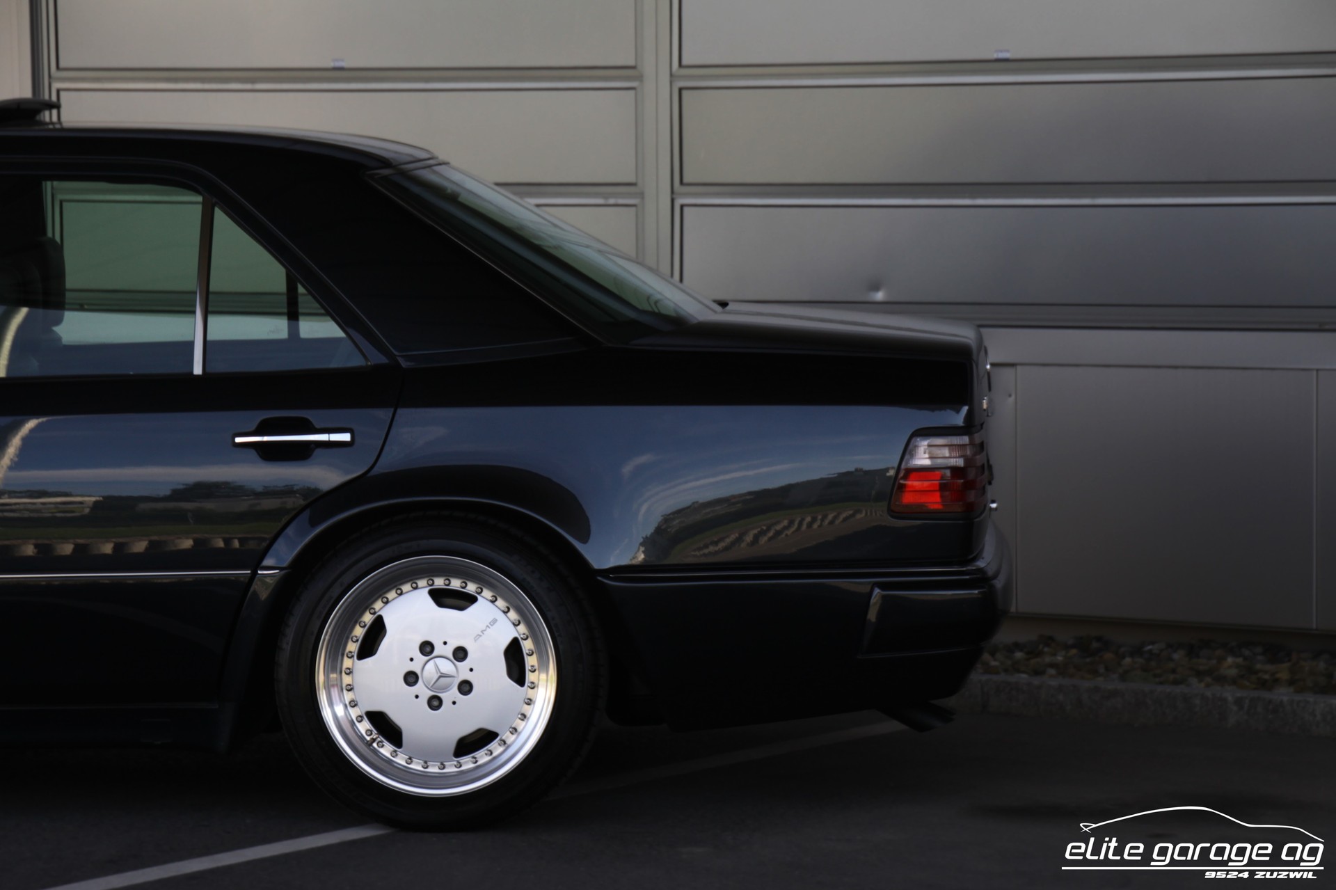 MERCEDES-BENZ 500 E Limited Automatic VETERANENGEPRÜFT-image-11