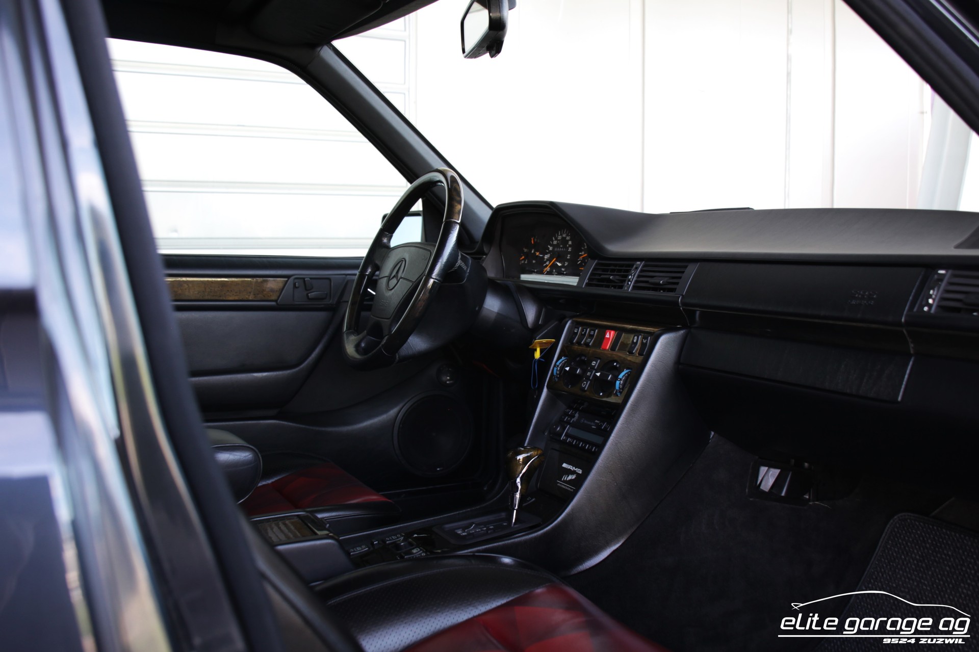 MERCEDES-BENZ 500 E Limited Automatic VETERANENGEPRÜFT-image-15
