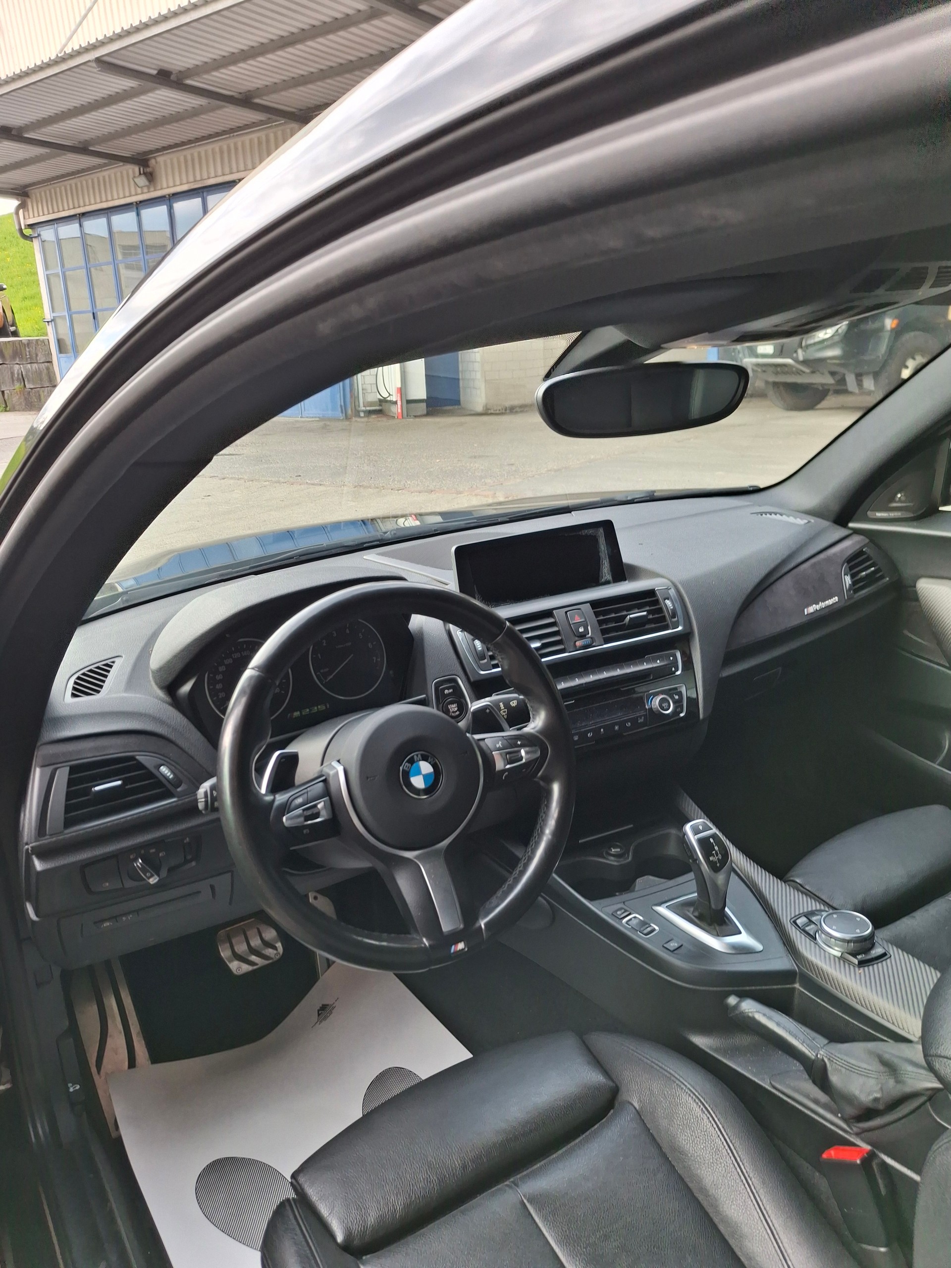 BMW M235i xDrive-image-6