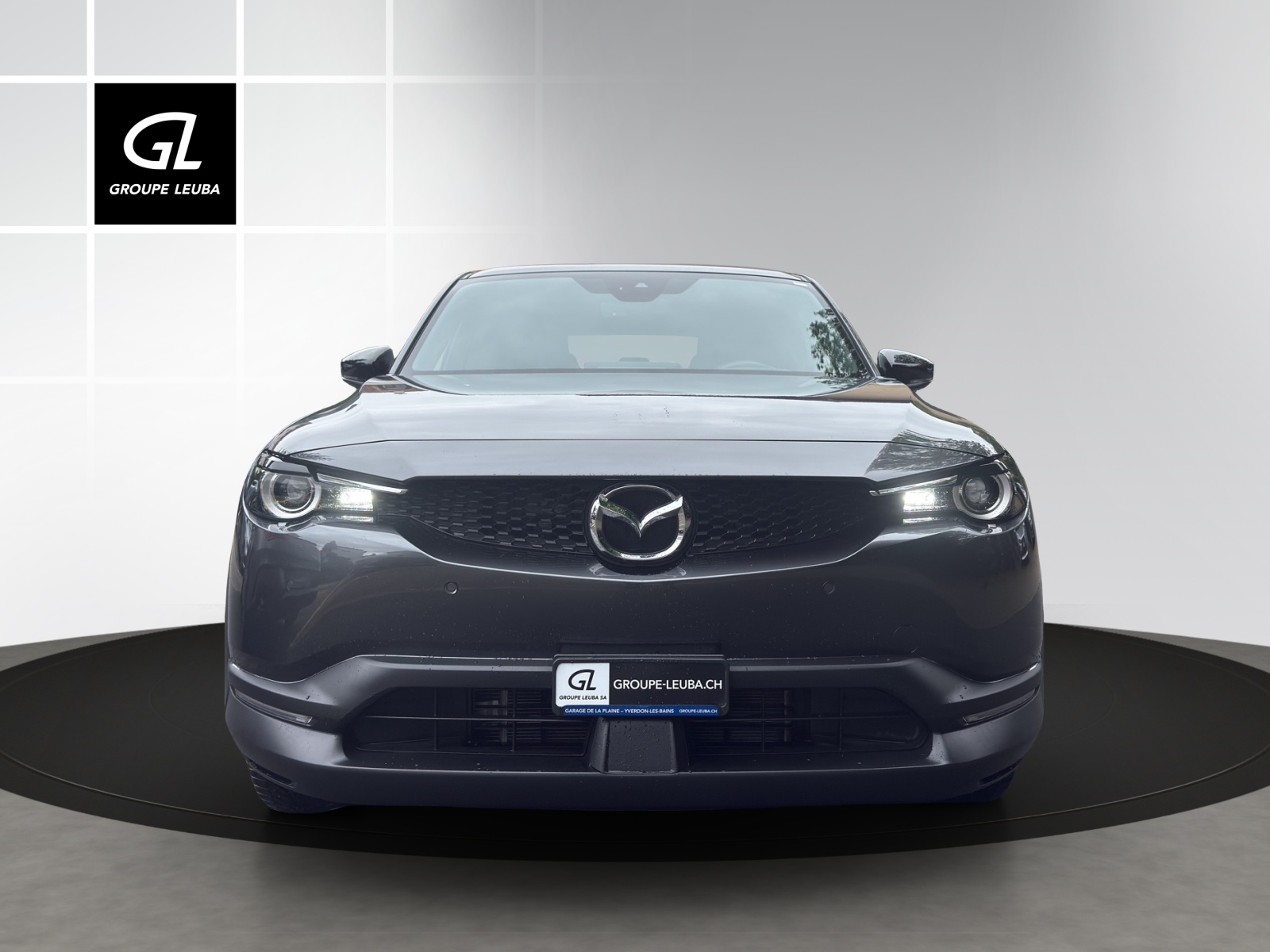 MAZDA MX-30 e-Skyactiv Ambition Plus-image-1