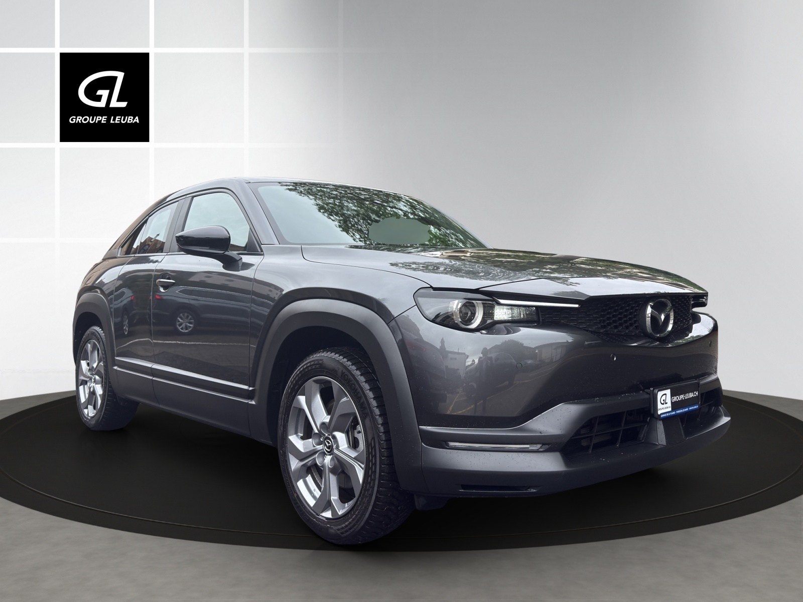 MAZDA MX-30 e-Skyactiv Ambition Plus-image-0