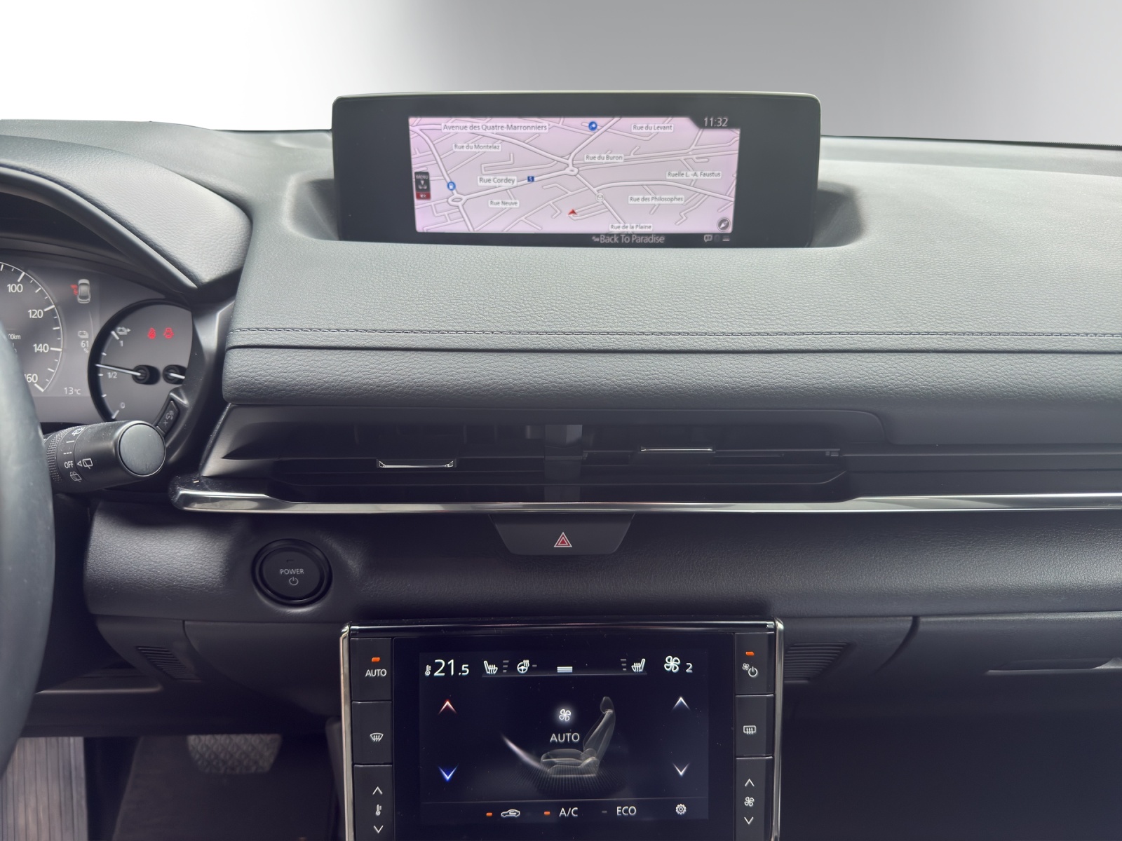 MAZDA MX-30 e-Skyactiv Ambition Plus-image-11