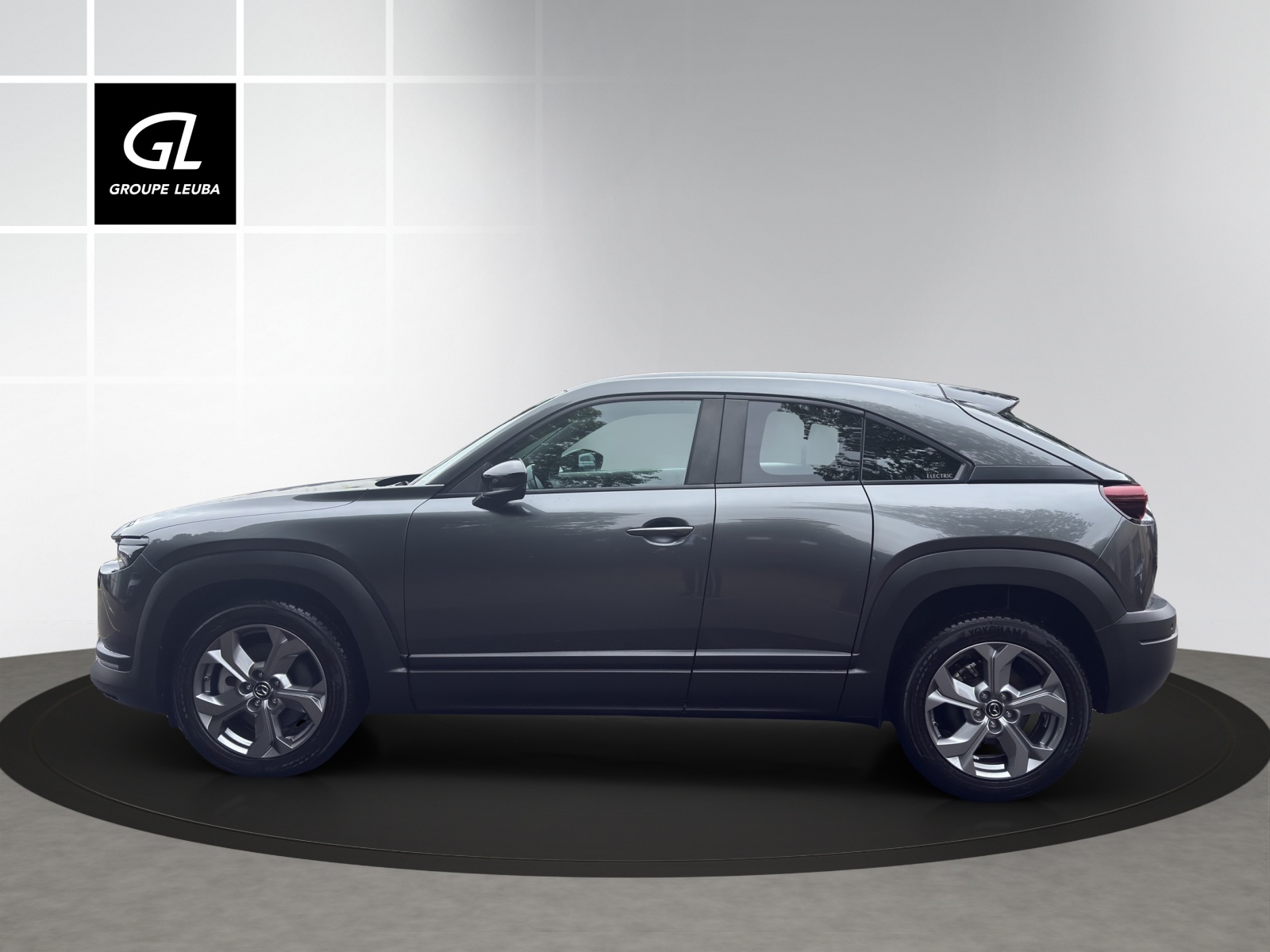 MAZDA MX-30 e-Skyactiv Ambition Plus-image-2