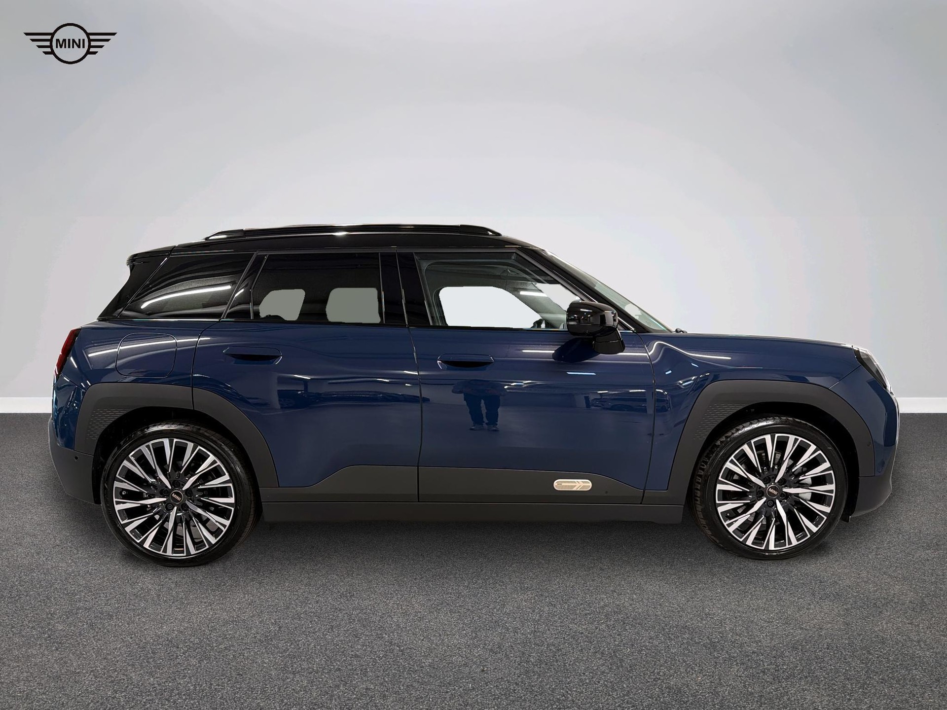 MINI Aceman SE-image-1