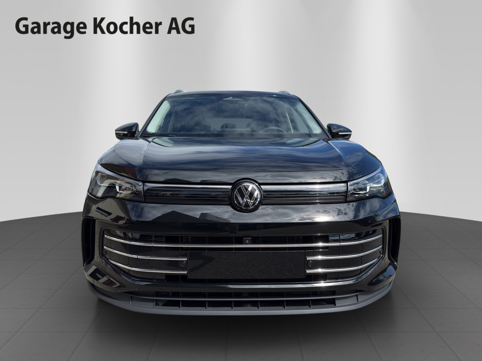 VW Tiguan 2.0 TSI DSG Elegance 4Motion-image-1