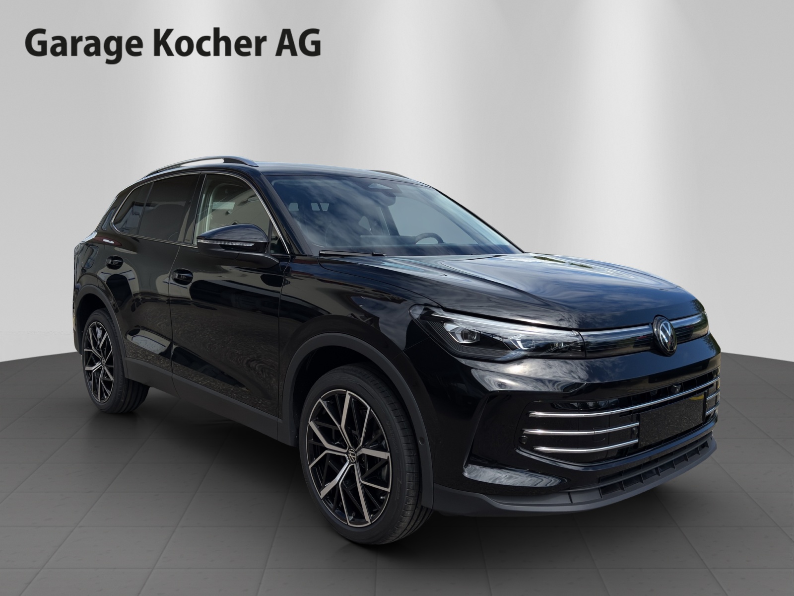 VW Tiguan 2.0 TSI DSG Elegance 4Motion-image-6