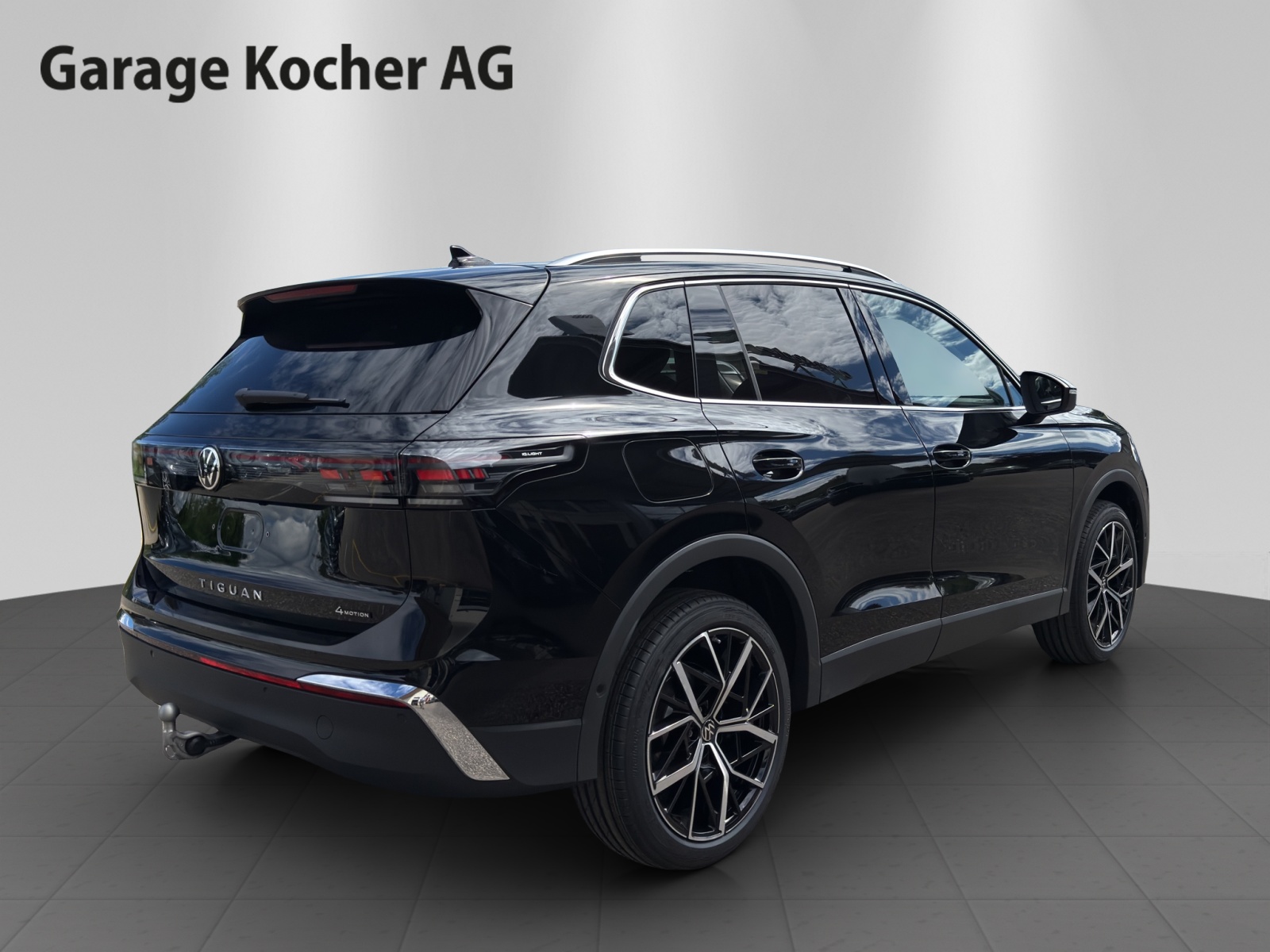 VW Tiguan 2.0 TSI DSG Elegance 4Motion-image-5