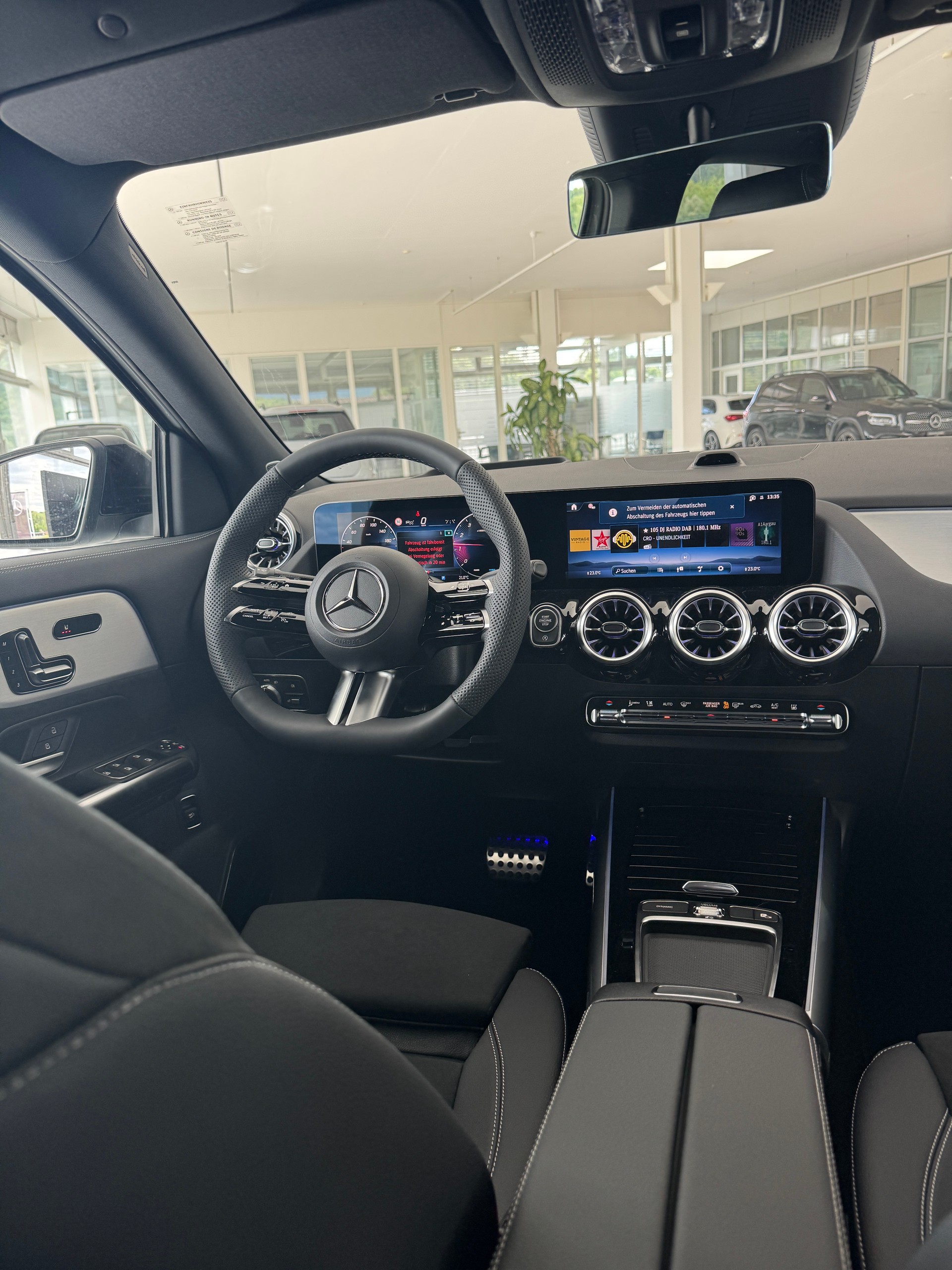 MERCEDES-BENZ GLA 250 4Matic Swiss Star-image-9