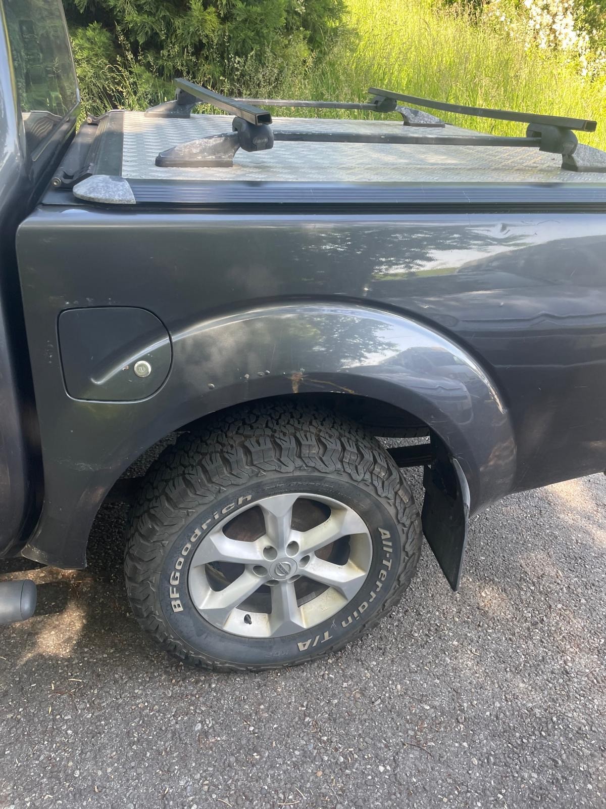 NISSAN Navara Double Cab LE 2.5 dCi 4WD LB Automat-image-5