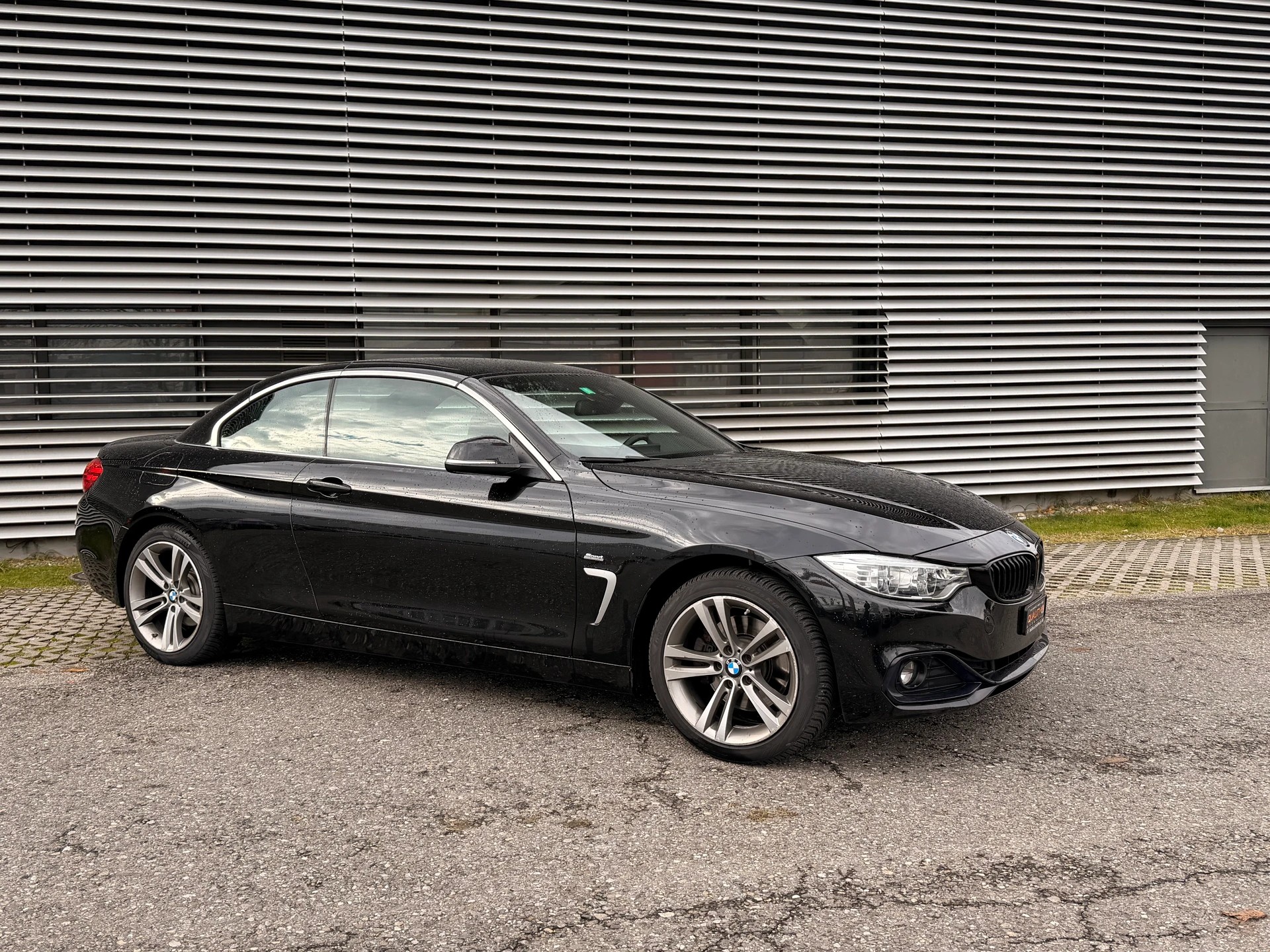 BMW 430i Cabriolet xDrive M Sport Steptronic-image-7