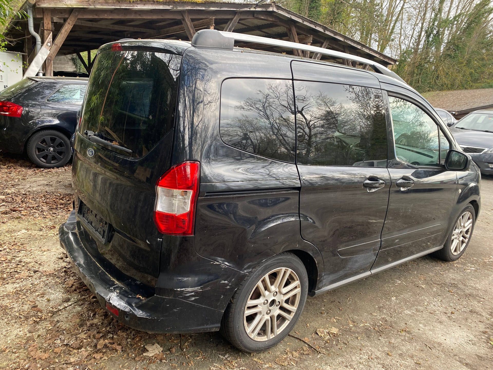 FORD Tourneo Courier 1.0 SCTi Ambiente-image-1