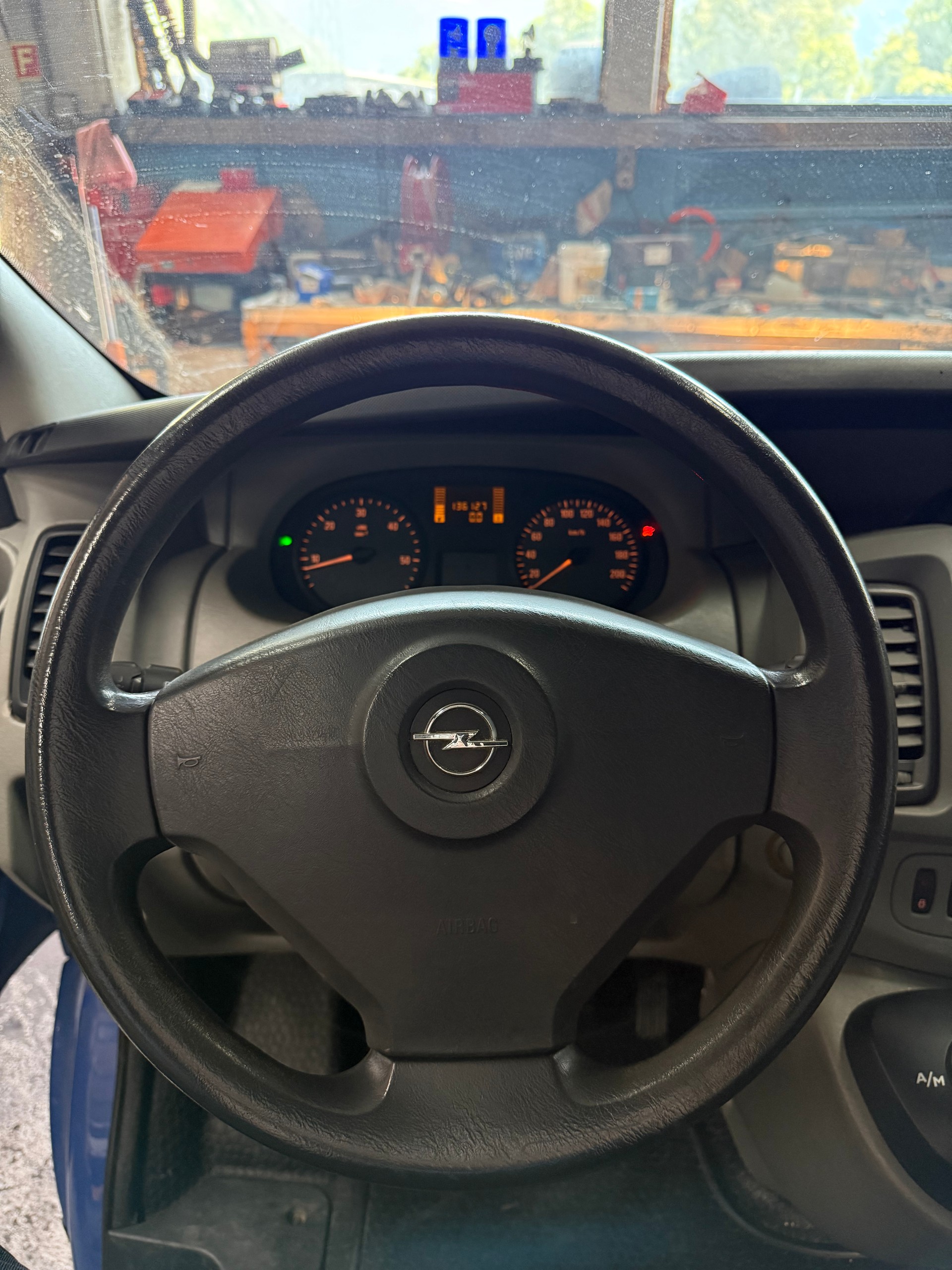 OPEL Vivaro 2.5 CDTI 2.7t L1H1-image-9