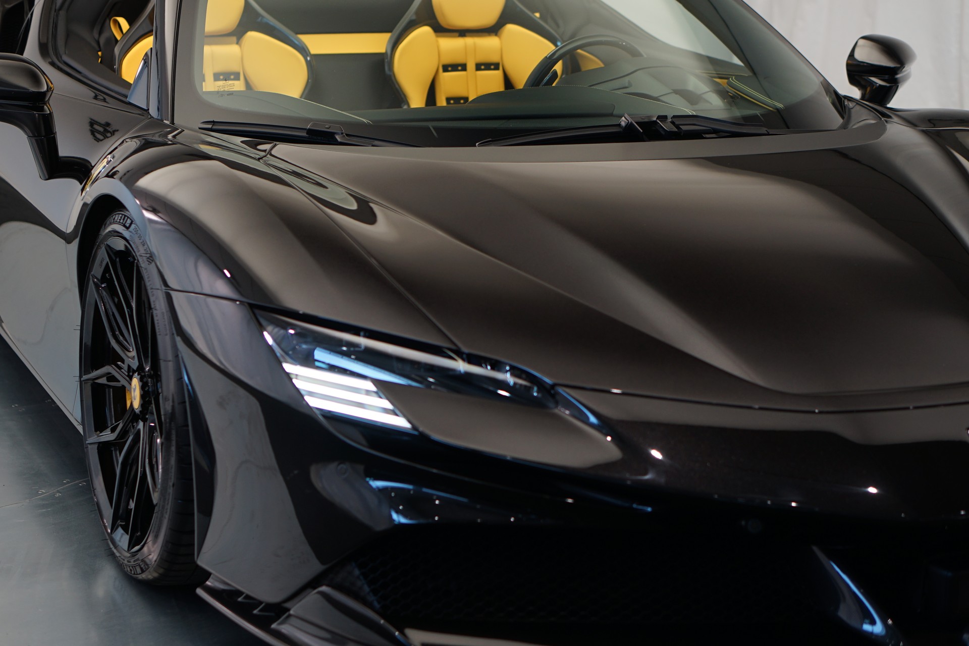 FERRARI SF90 Spider *Novitec* *Daytona* *Carbon* *Nero Daytona*-image-46