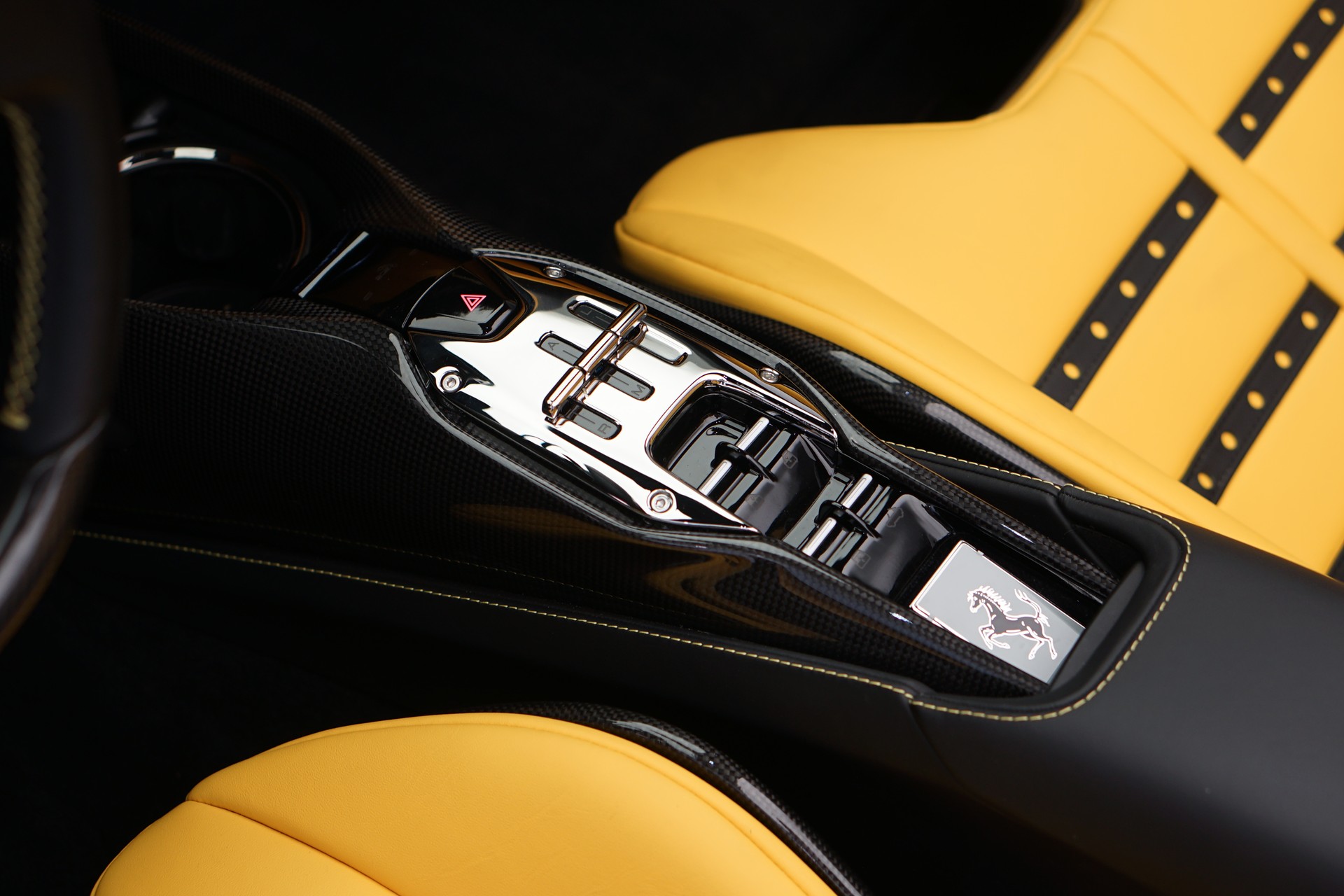 FERRARI SF90 Spider *Novitec* *Daytona* *Carbon* *Nero Daytona*-image-23