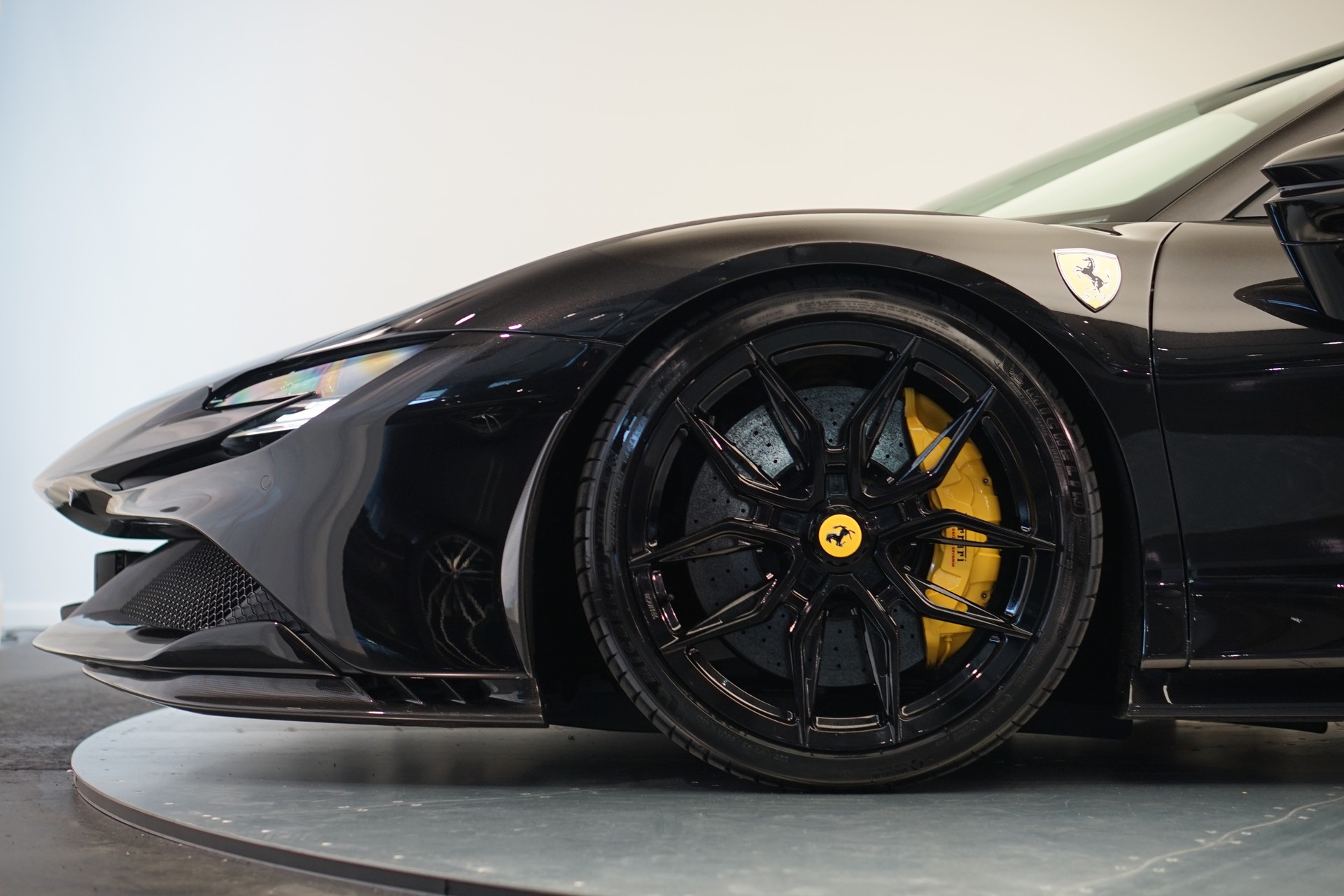 FERRARI SF90 Spider *Novitec* *Daytona* *Carbon* *Nero Daytona*-image-44