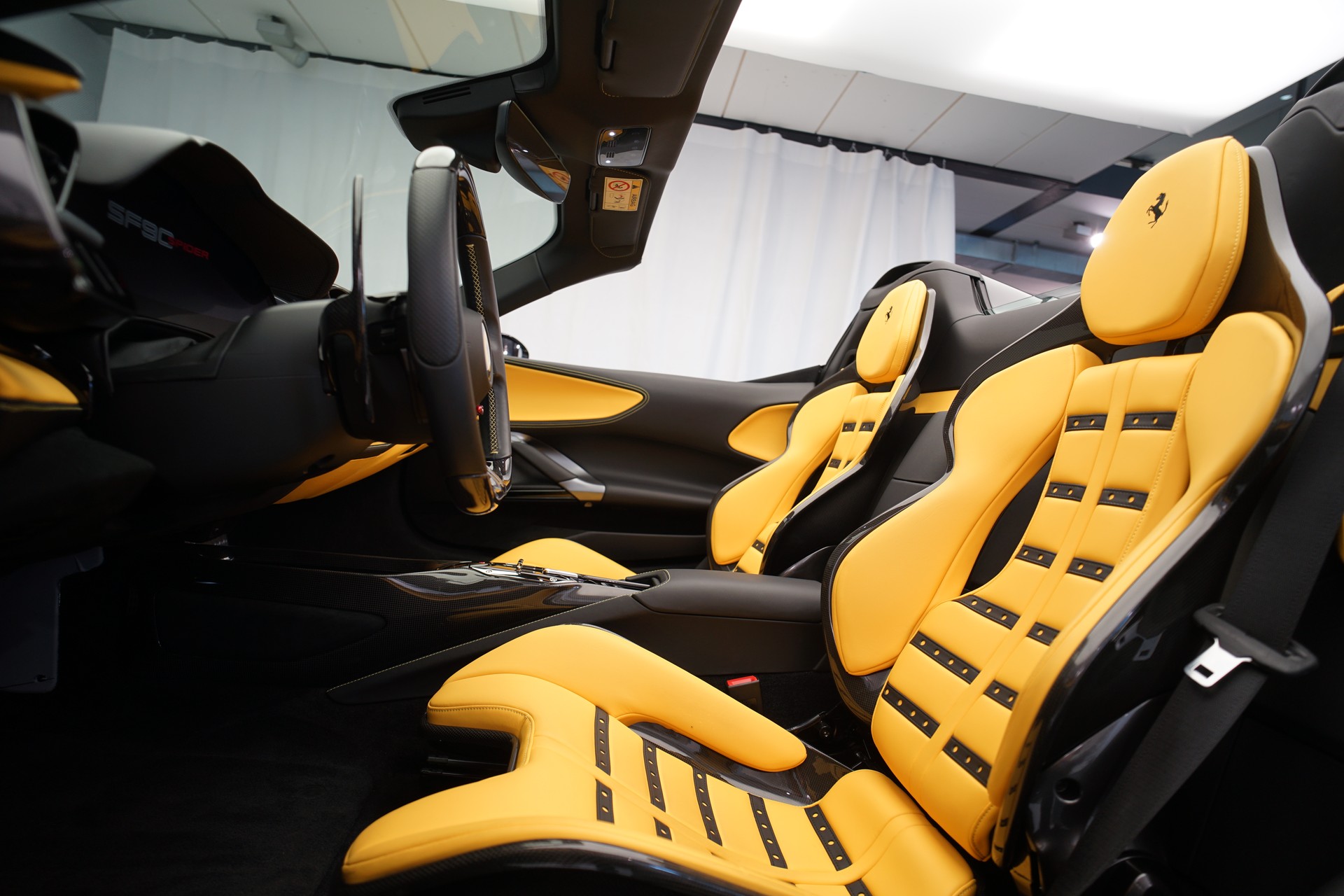 FERRARI SF90 Spider *Novitec* *Daytona* *Carbon* *Nero Daytona*-image-16