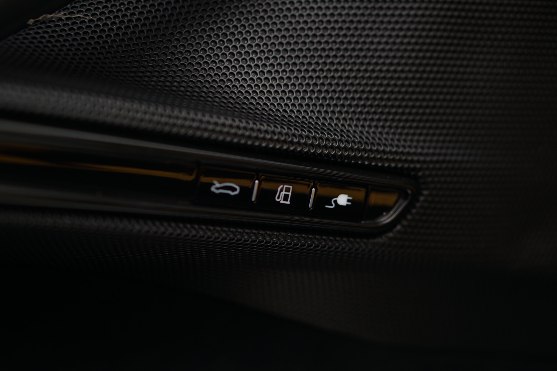 FERRARI SF90 Spider *Novitec* *Daytona* *Carbon* *Nero Daytona*-image-19