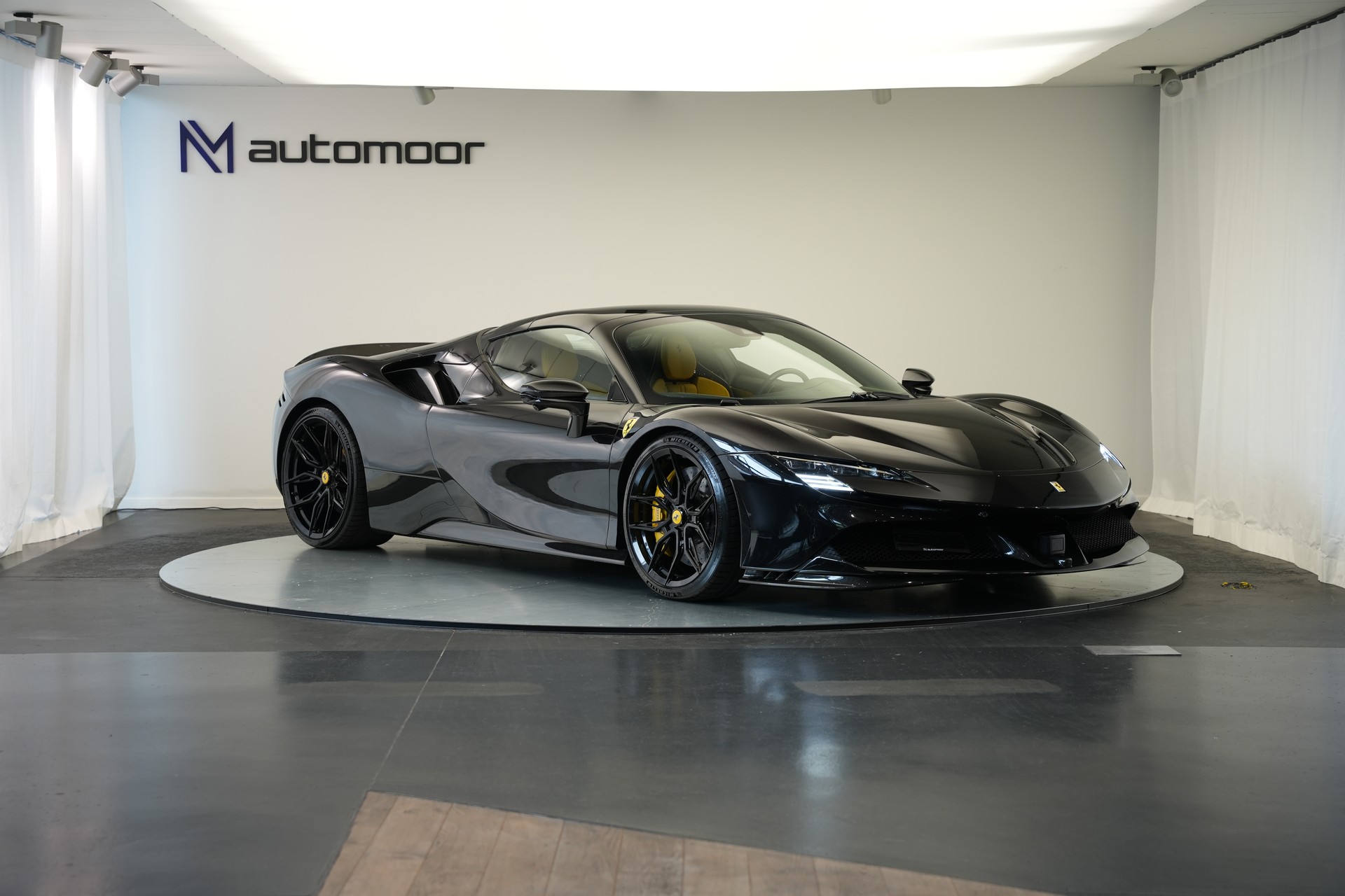 FERRARI SF90 Spider *Novitec* *Daytona* *Carbon* *Nero Daytona*-image-10