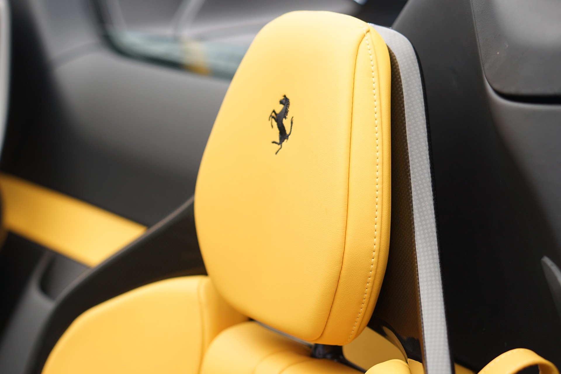 FERRARI SF90 Spider *Novitec* *Daytona* *Carbon* *Nero Daytona*-image-22