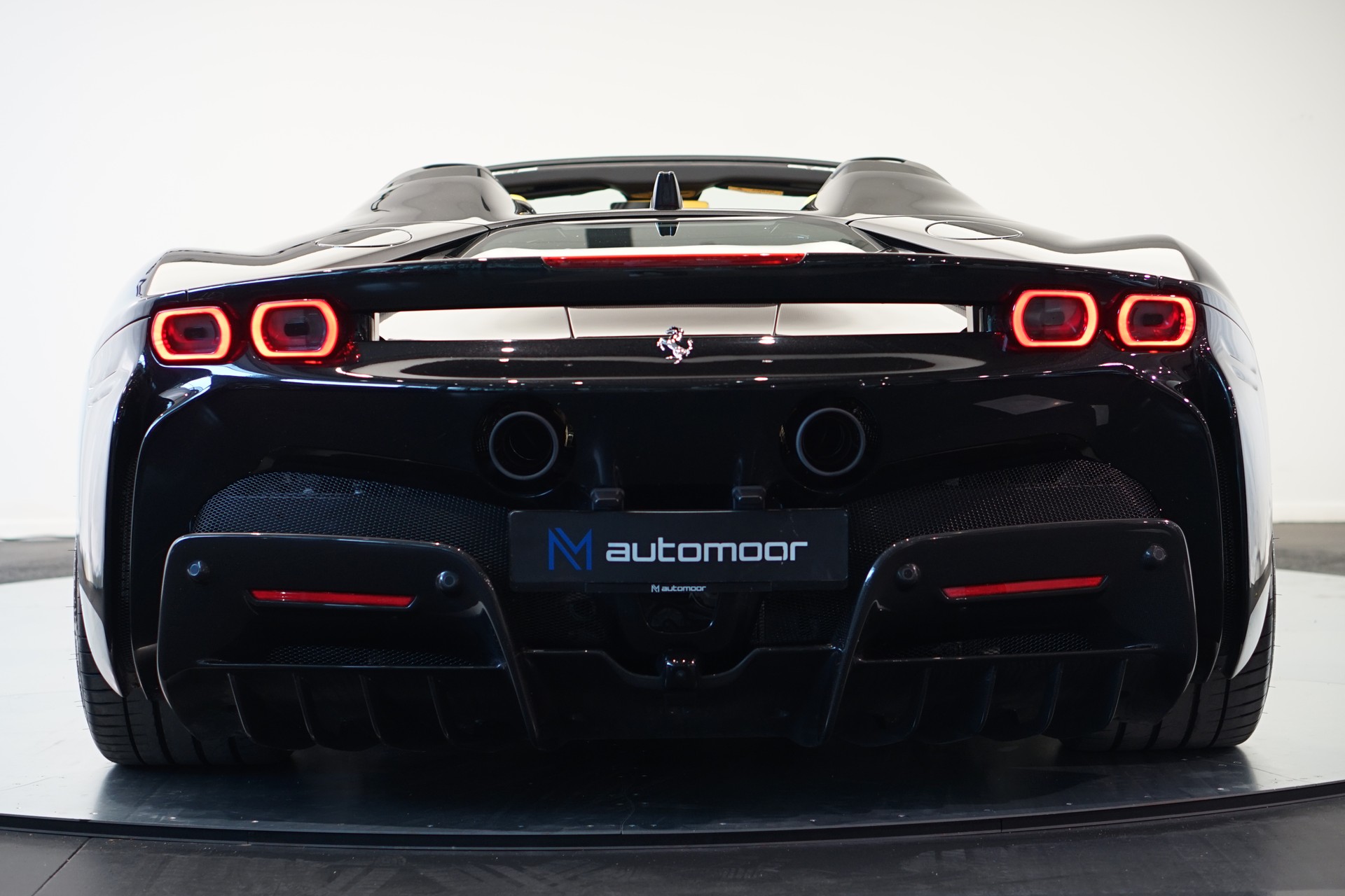 FERRARI SF90 Spider *Novitec* *Daytona* *Carbon* *Nero Daytona*-image-38