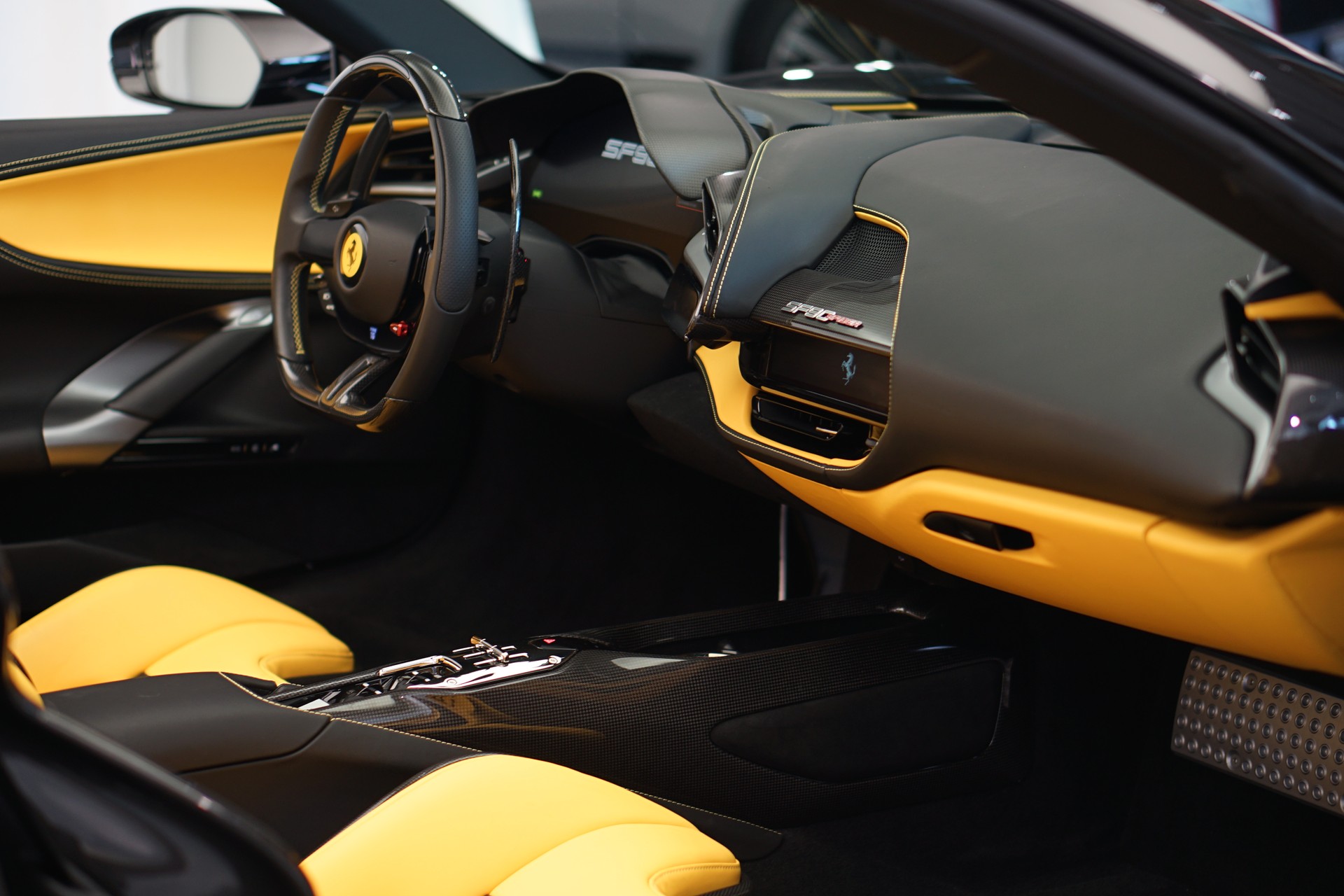 FERRARI SF90 Spider *Novitec* *Daytona* *Carbon* *Nero Daytona*-image-52