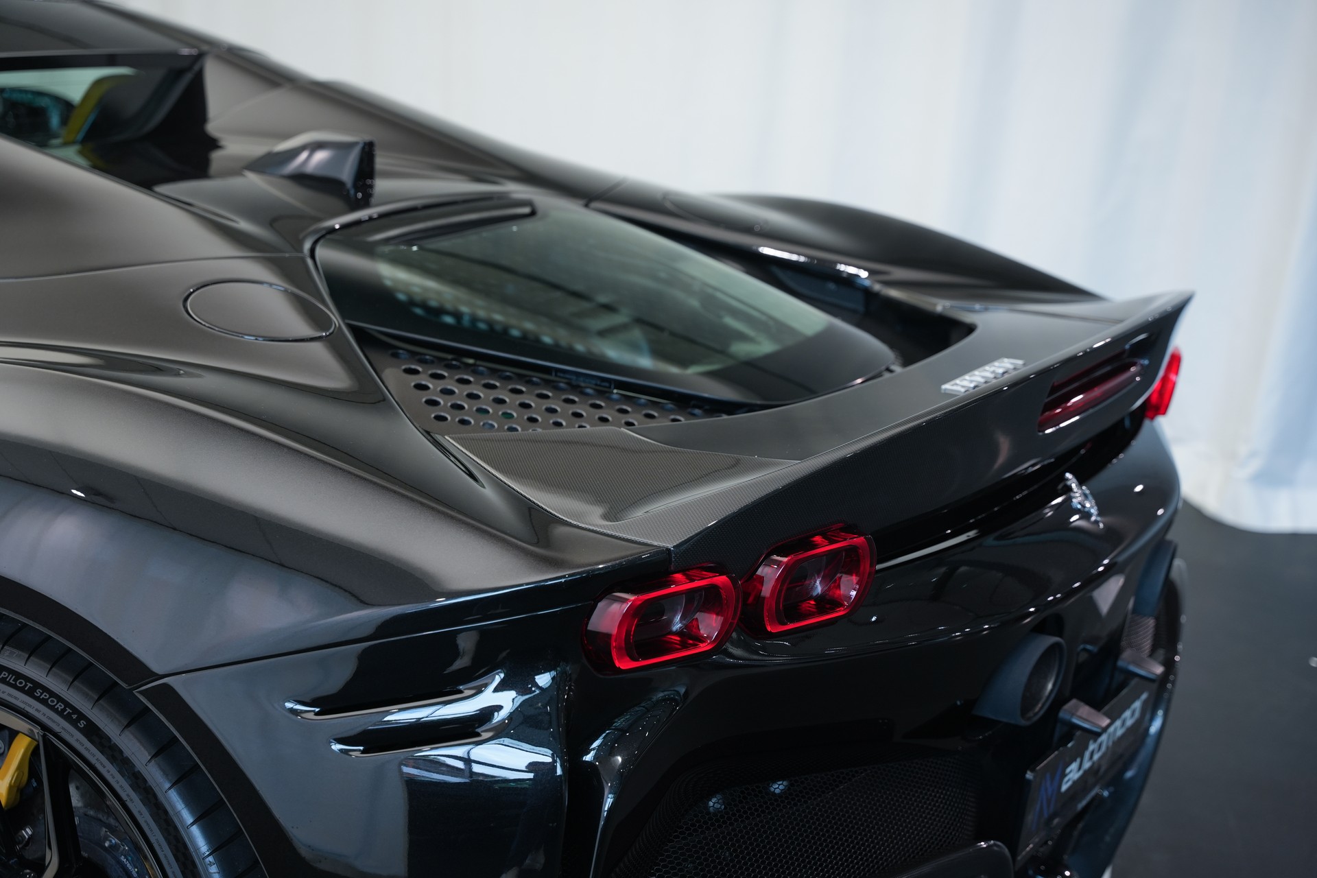 FERRARI SF90 Spider *Novitec* *Daytona* *Carbon* *Nero Daytona*-image-16