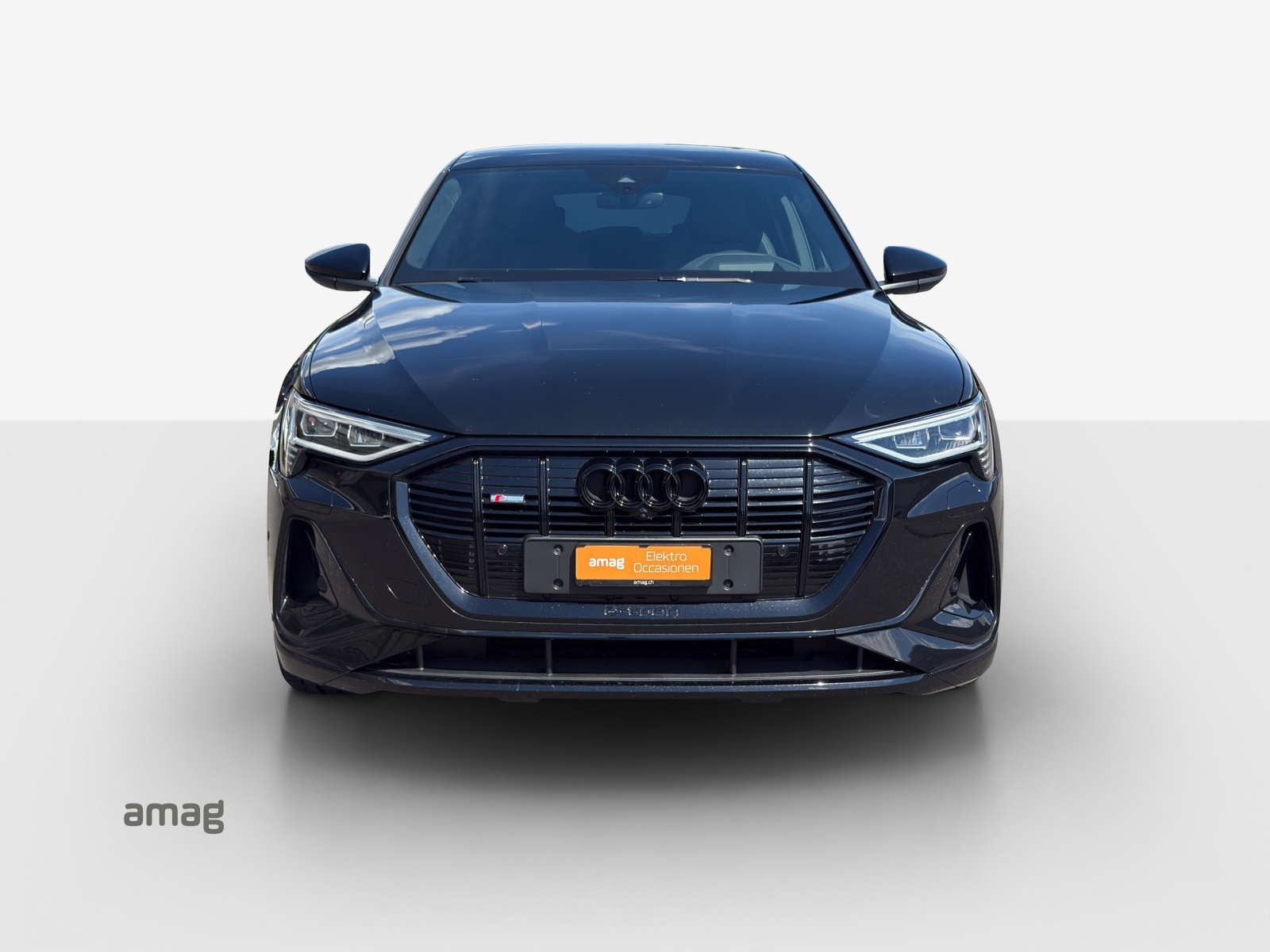 AUDI e-tron 55 S Line Black Edition quattro-image-7