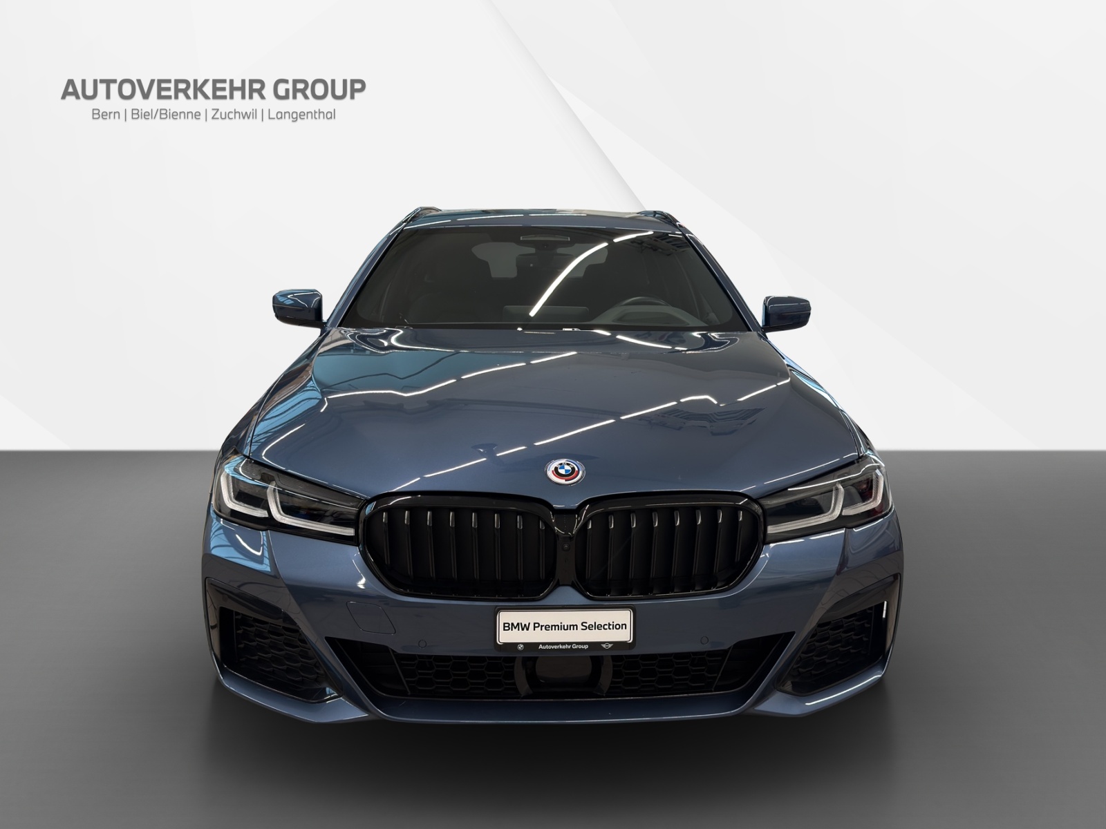 BMW 530e xDrive Touring M Sport Pro-image-1