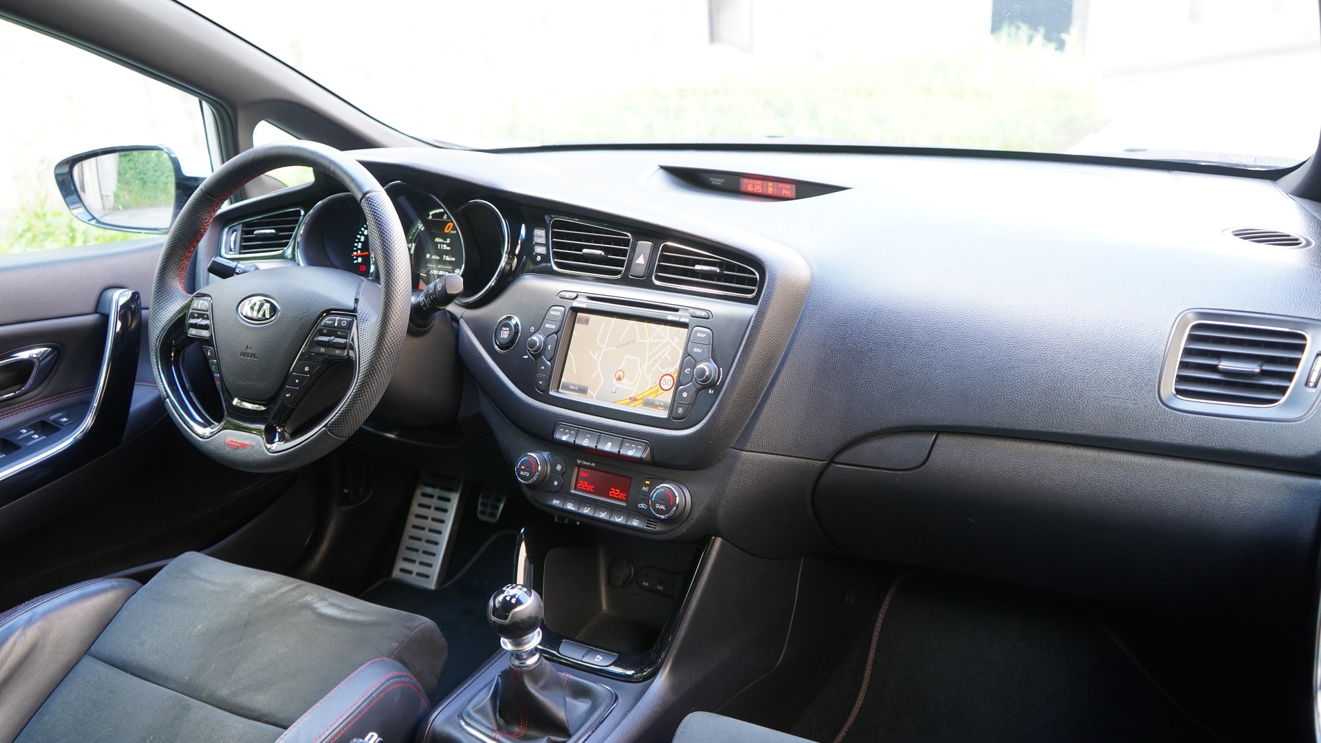 KIA Cee'd 1.6 GDi Turbo GT-image-10
