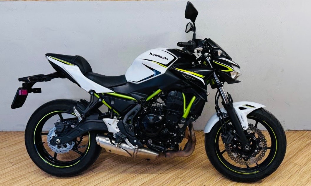 KAWASAKI Z 650 (35kW)-showroom-element-1