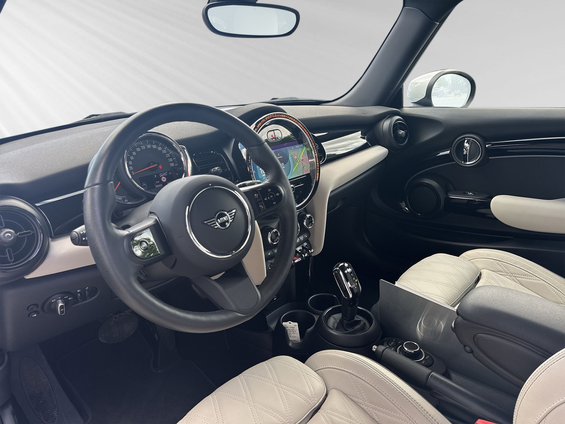 MINI Cooper Steptronic DKG-image-5