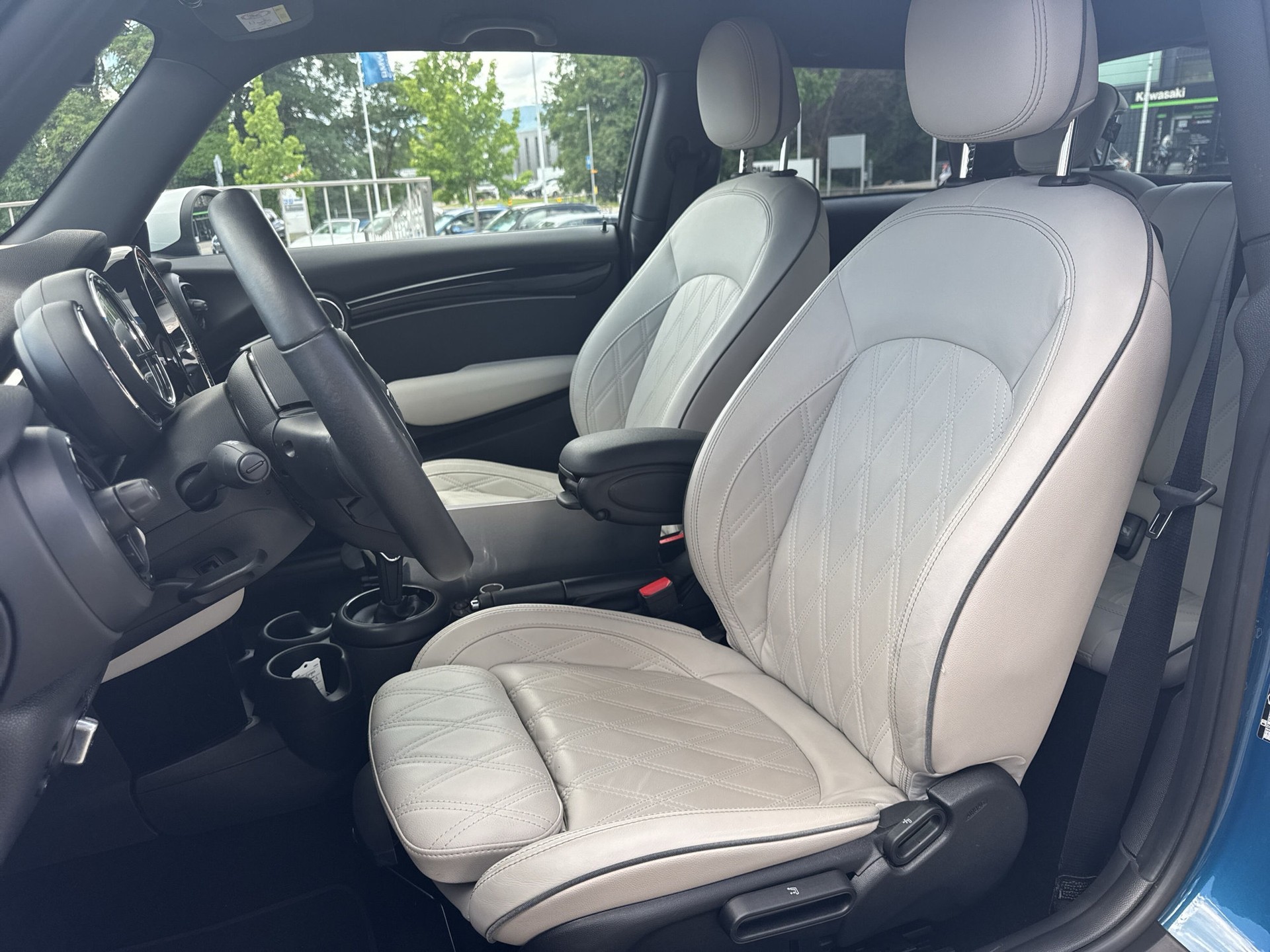 MINI Cooper Steptronic DKG-image-9