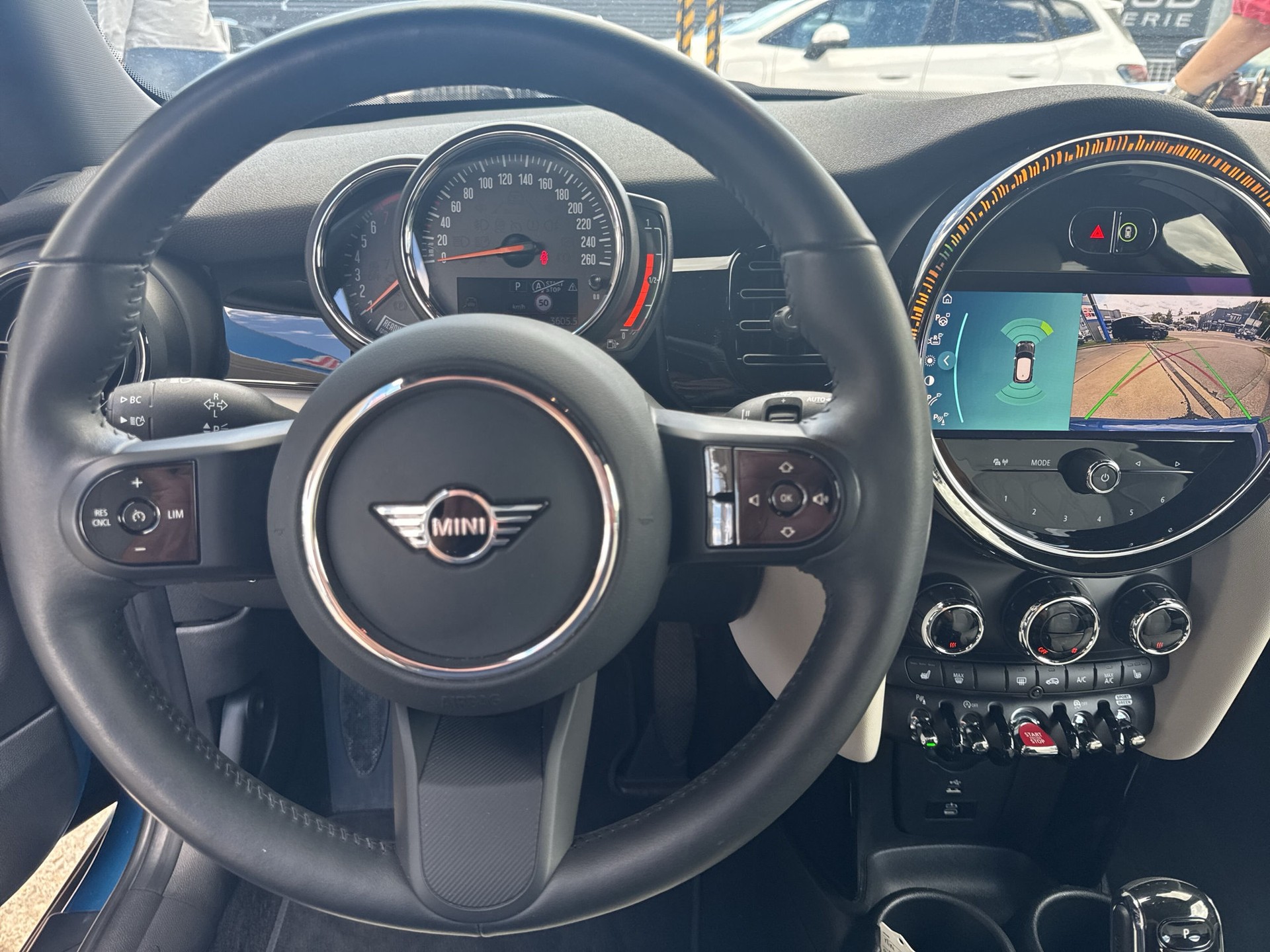MINI Cooper Steptronic DKG-image-11