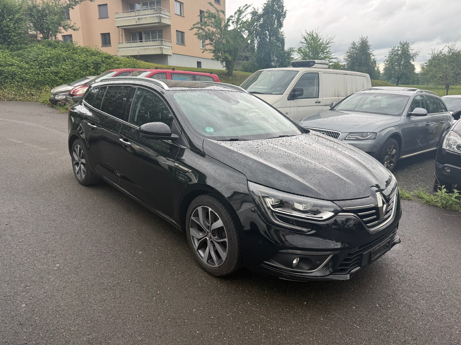 RENAULT Mégane Grandtour 1.2 16V Turbo Zen-image-2