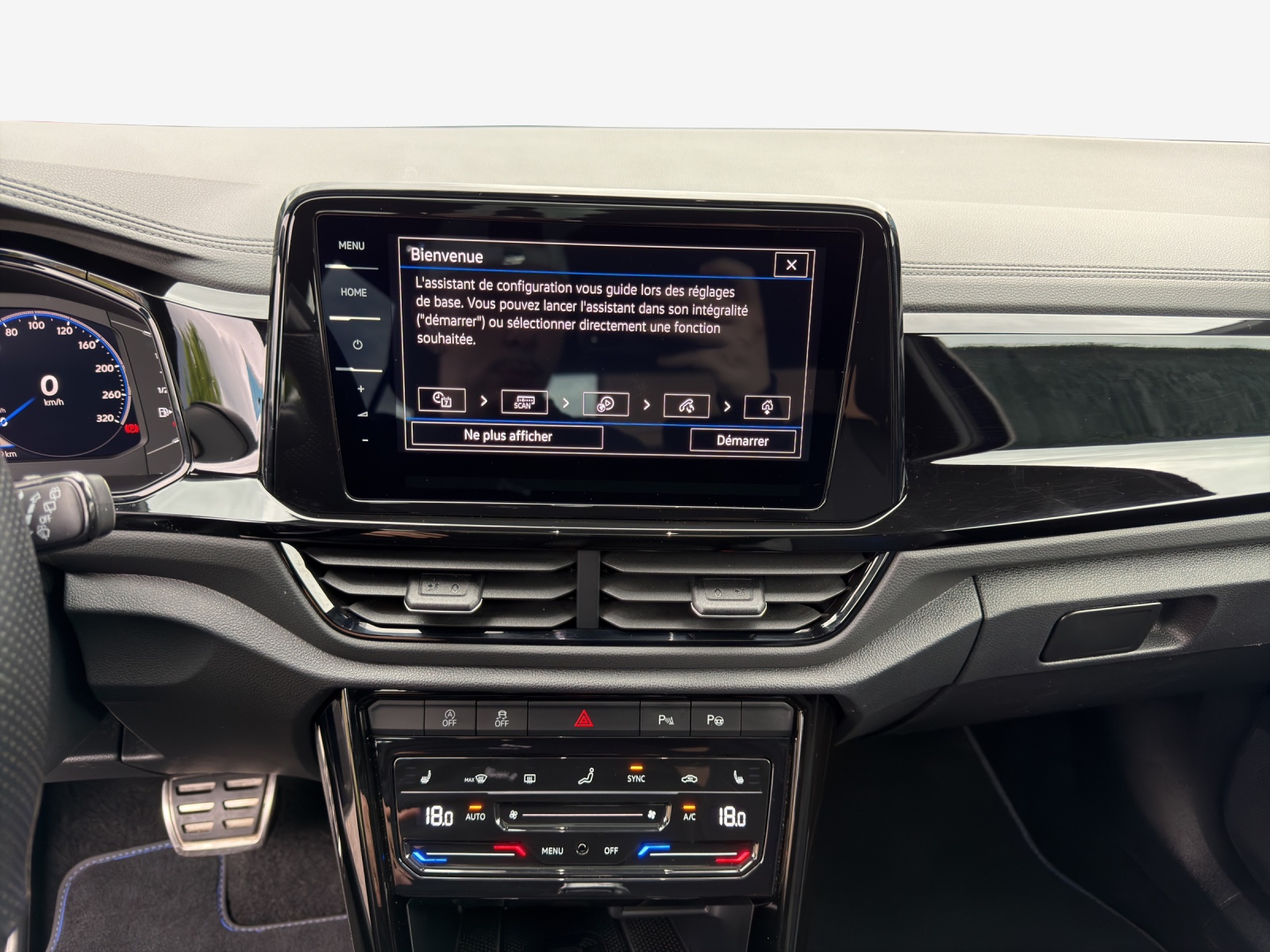VW T-Roc 2.0 TSI R DSG 4Motion-image-10