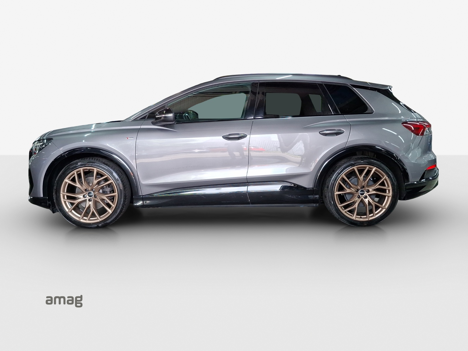 AUDI Q4 e-tron 35-image-1
