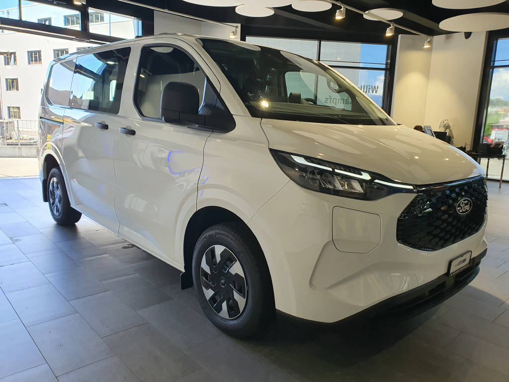 FORD E-Transit C Van 320 L1 Trend 4x4-showroom-element-2