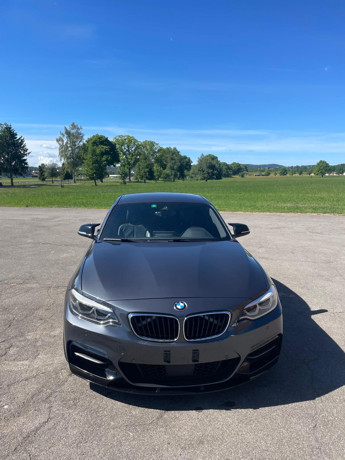 BMW M240i xDrive-image-5
