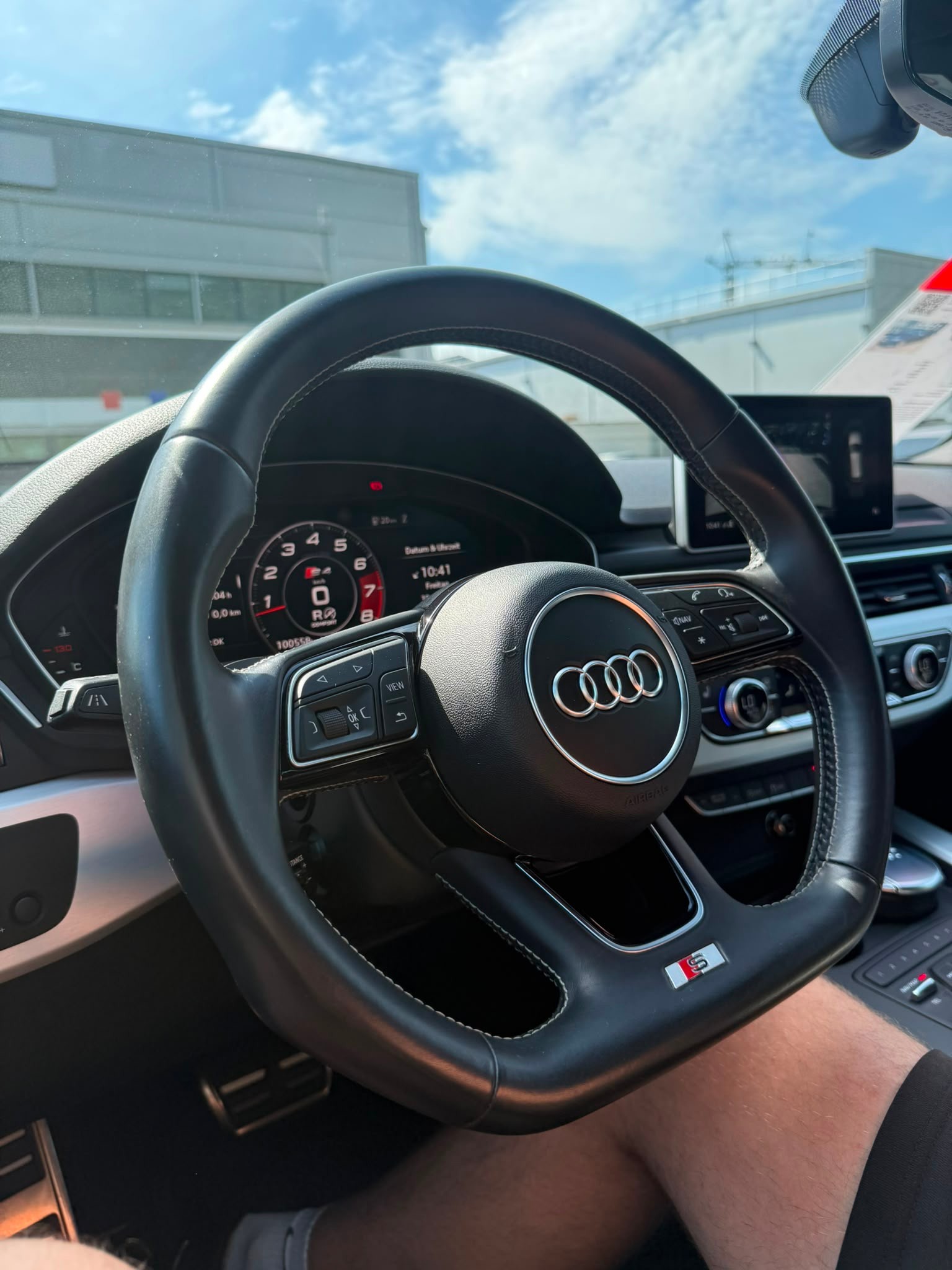 AUDI S4 Avant 3.0 TFSI quattro tiptronic-image-14
