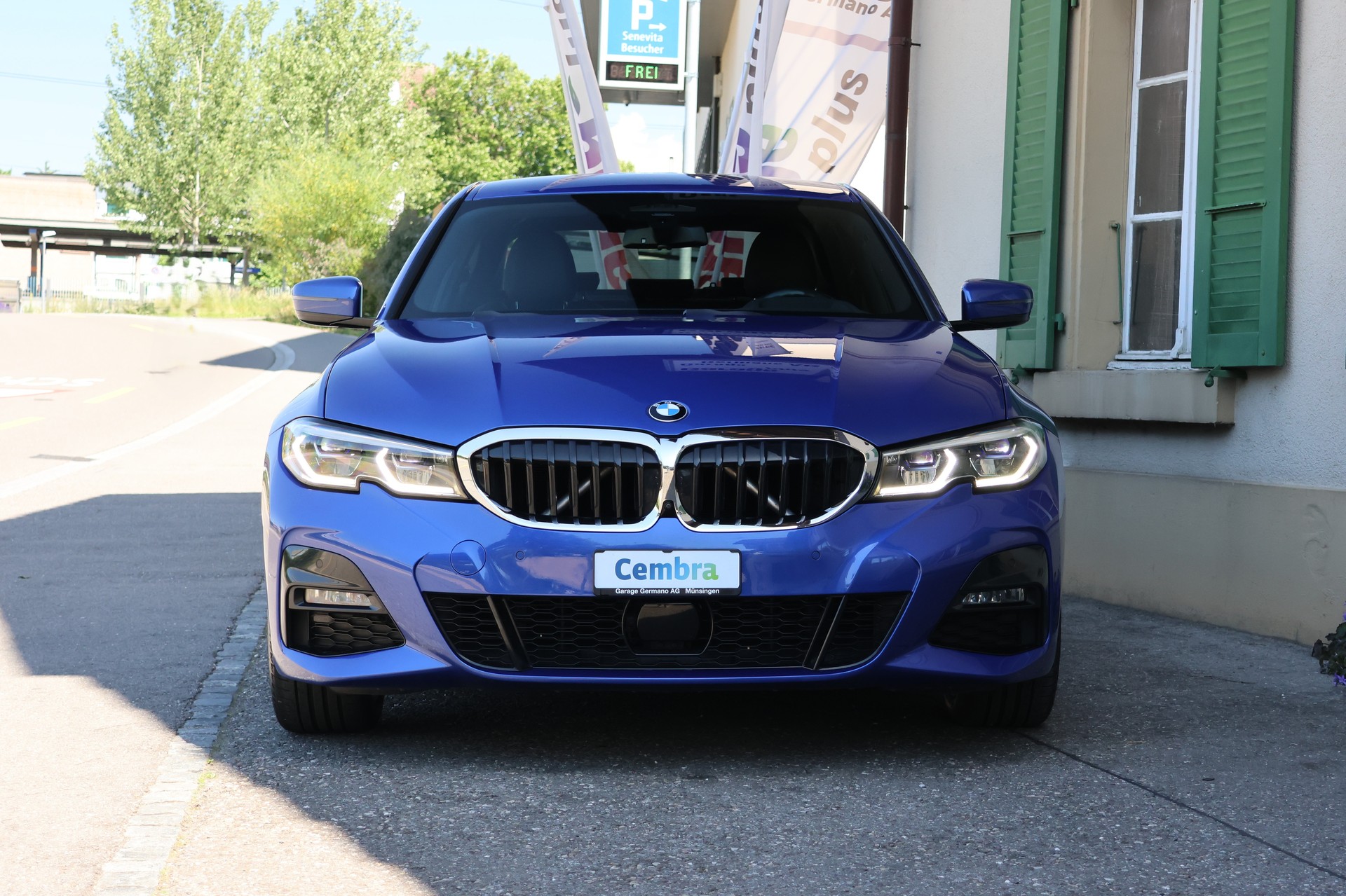 BMW 330i xDrive Steptronic M Sport-image-1